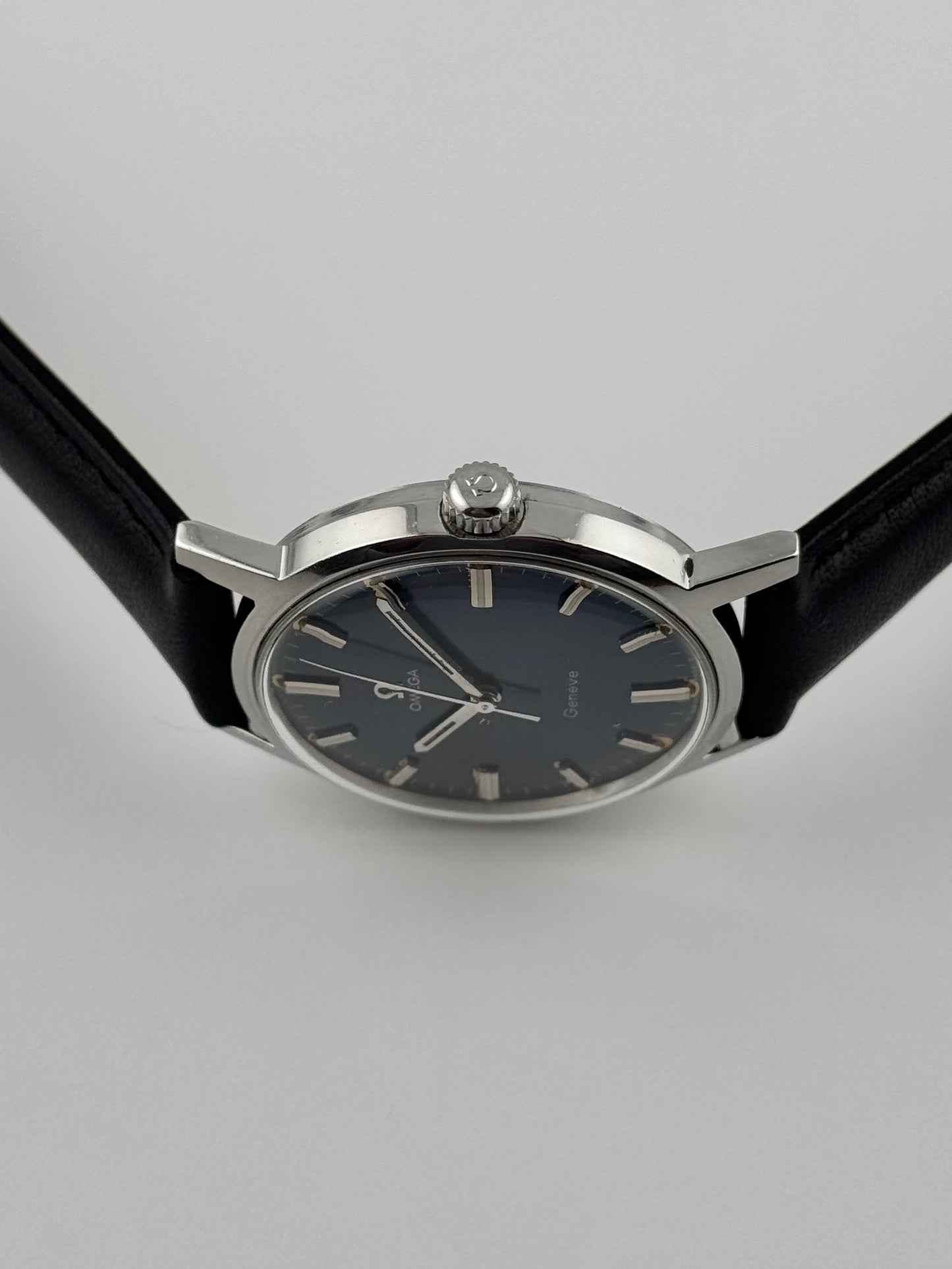 Omega Geneve Manual Wind - 135.070