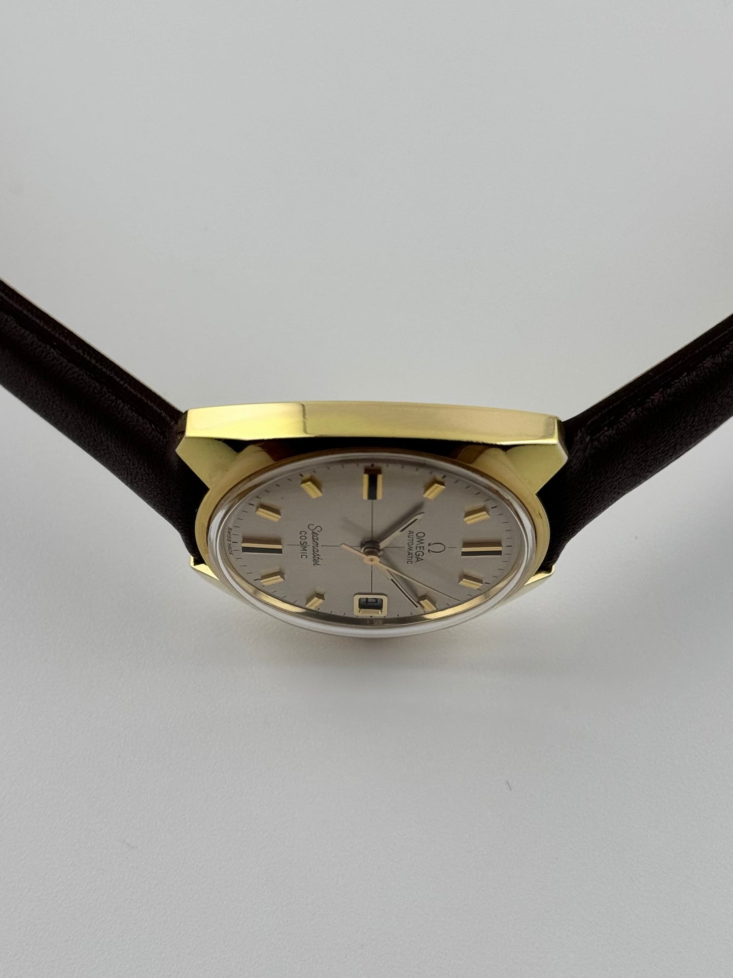 Omega Seamaster Cosmic Rare Crosshair Dial 166.022 Box and Papers