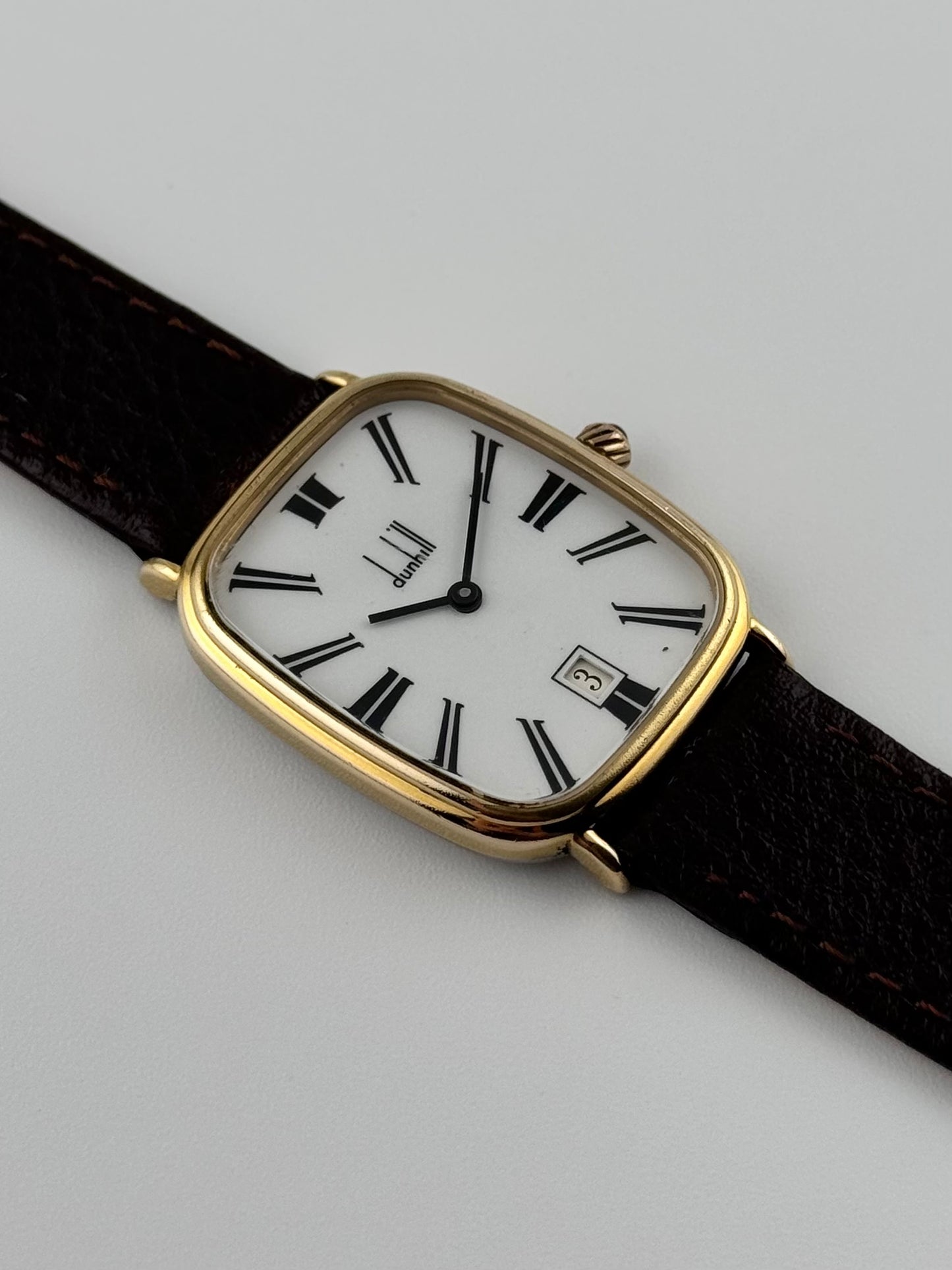 Dunhill Quartz Tank Date Gent’s Dress Watch