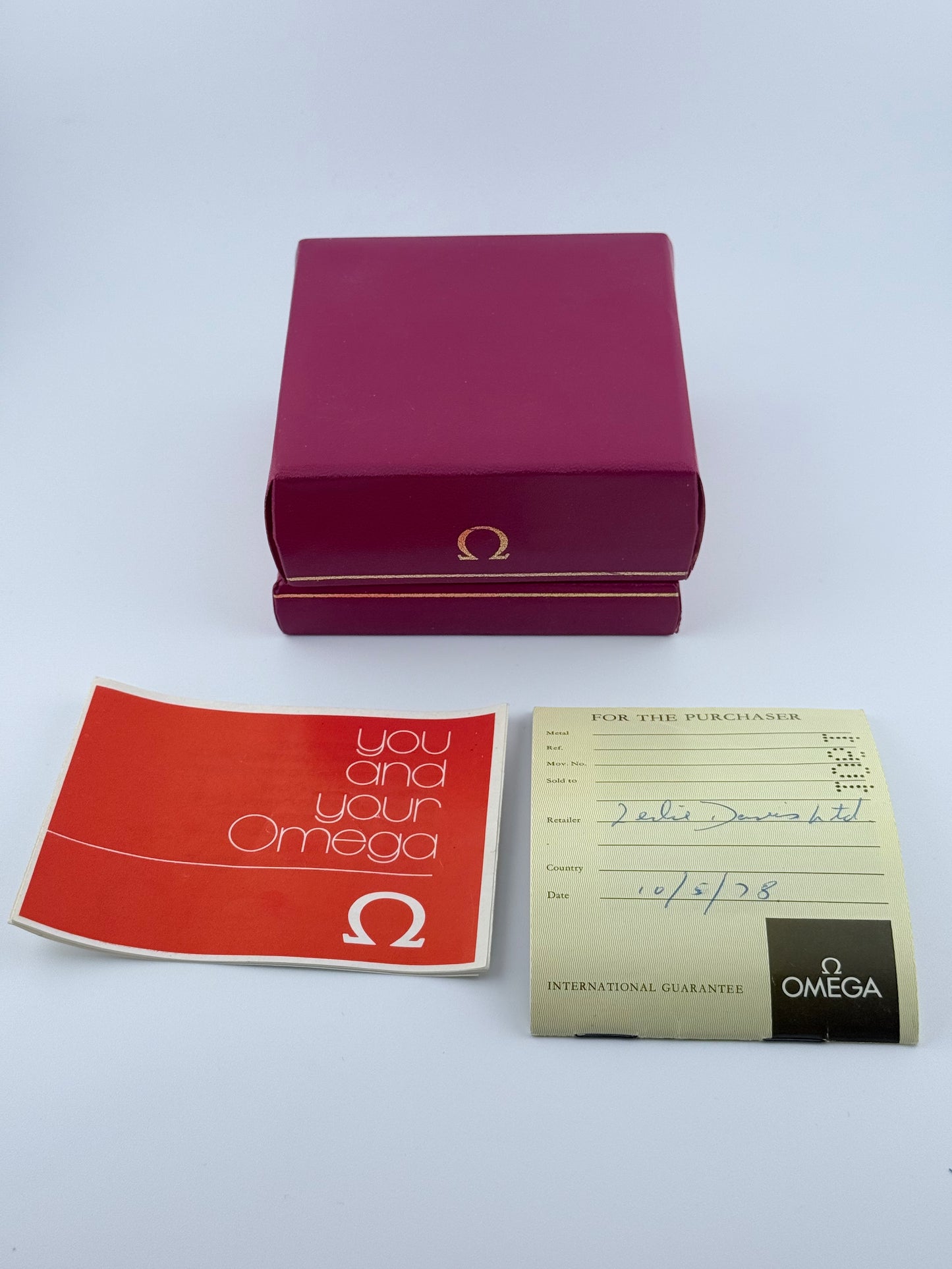 Omega Geneve Manual Wind 9ct Gold - 132.5017 - Original Box and Papers