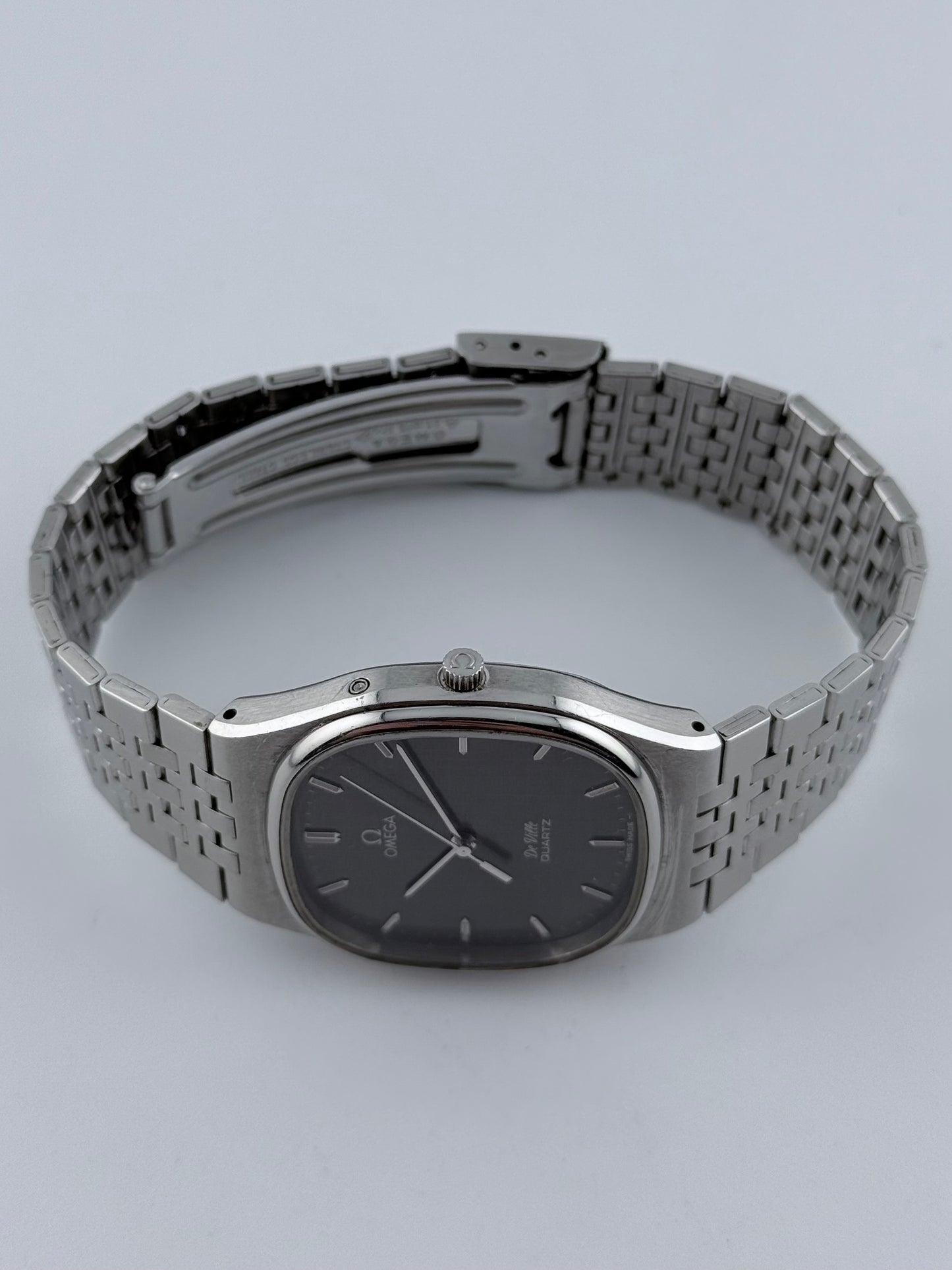 Omega De Ville Quartz - 195.0015 Rare Dial