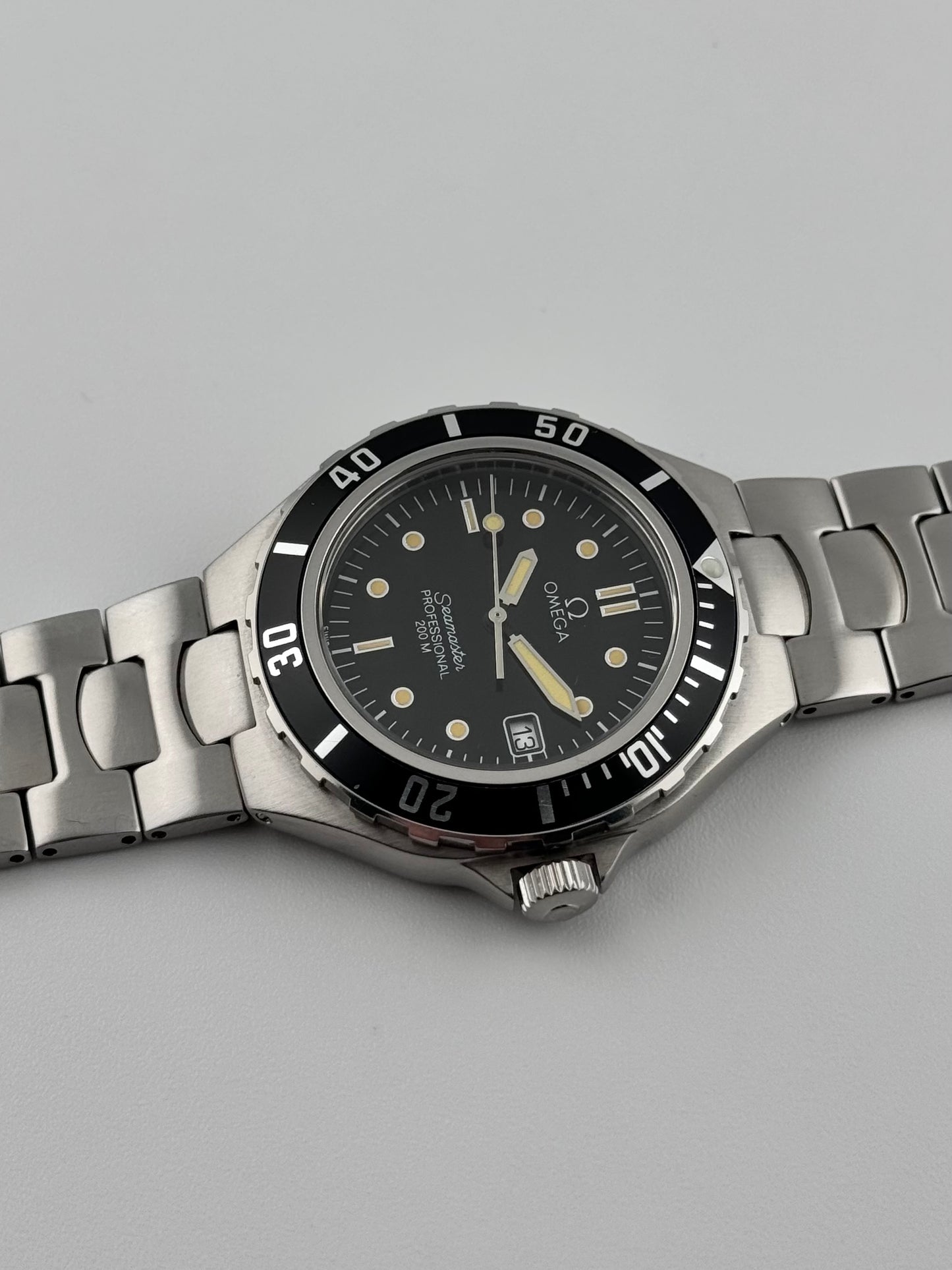 Omega Seamaster 200 Quartz Pre Bond - 396.1061