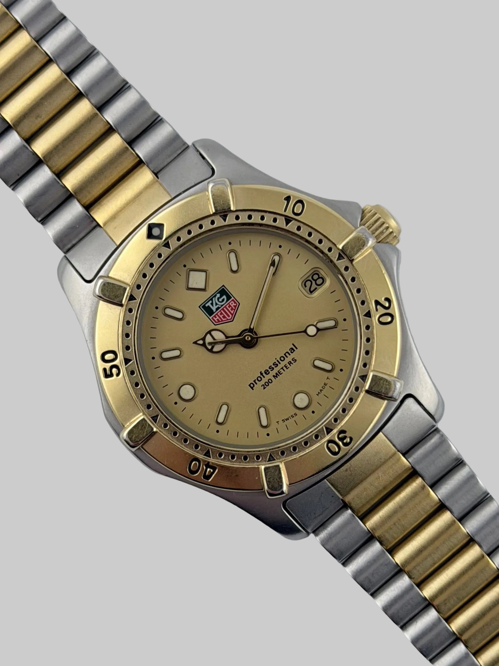 Tag Heuer Professional 200m Quartz Date - 964.013.2 – The Wrist