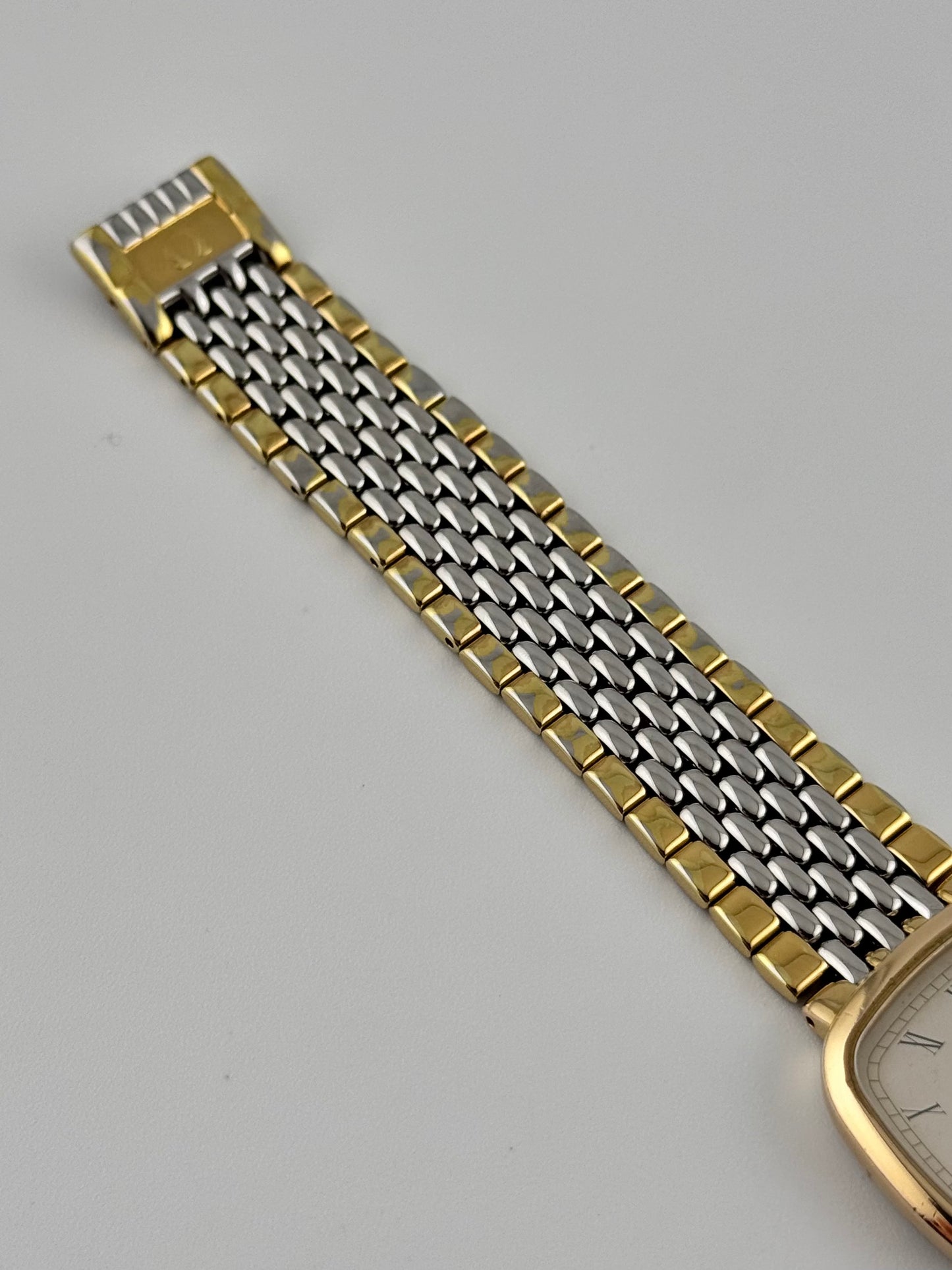 Omega De Ville Quartz Date 396.1017 - Original bracelet