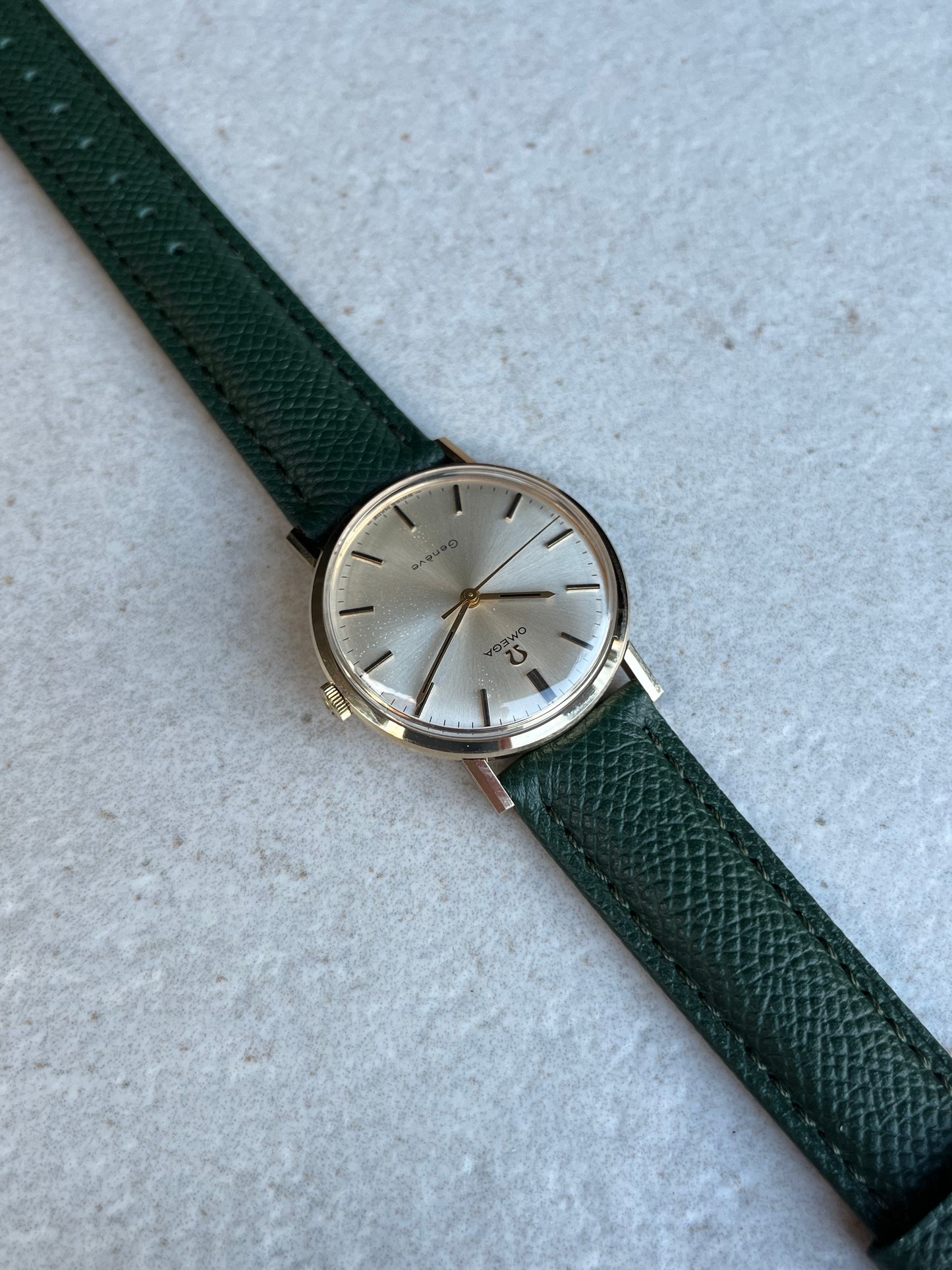 Omega Geneve Manual Wind 9ct Gold 131.25018