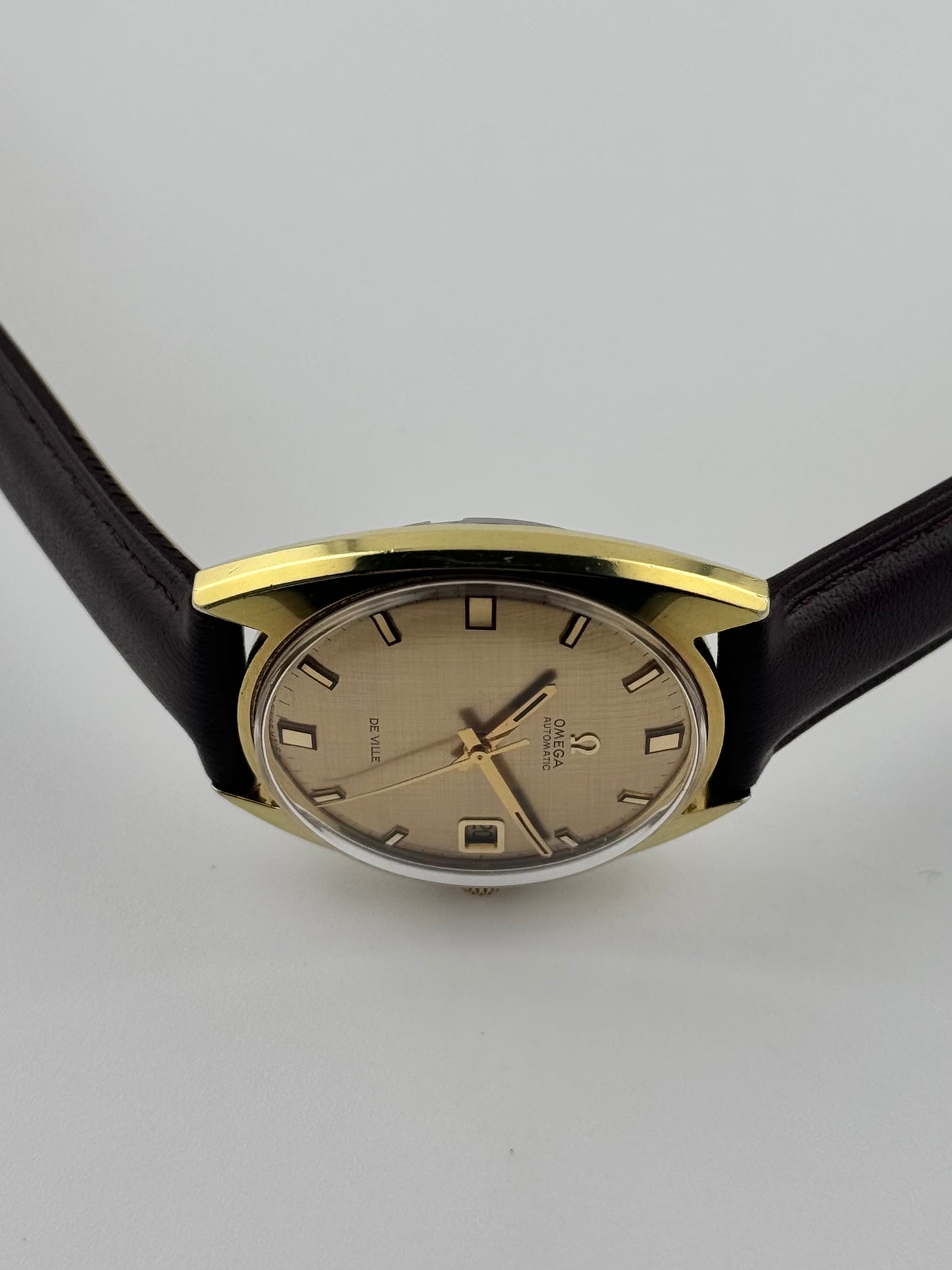 Omega De Ville Automatic 166.029 - Box and Papers!