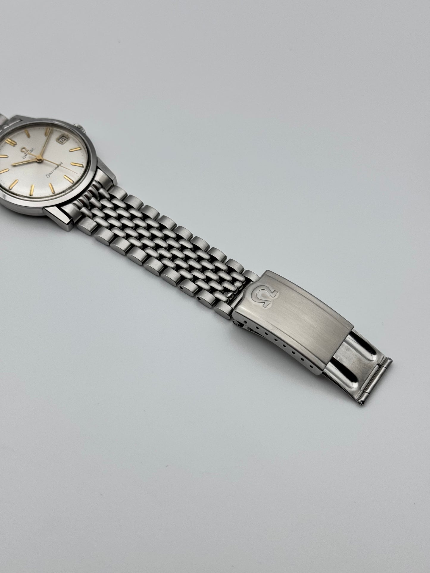 Omega Seamaster Manual Wind 136.005 - Beads of Rice bracelet