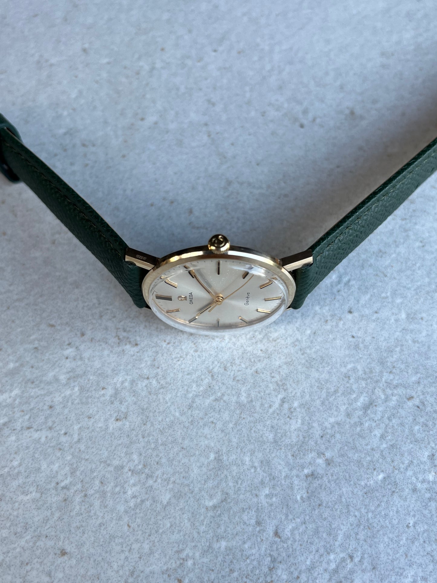 Omega Geneve Manual Wind 9ct Gold 131.25018