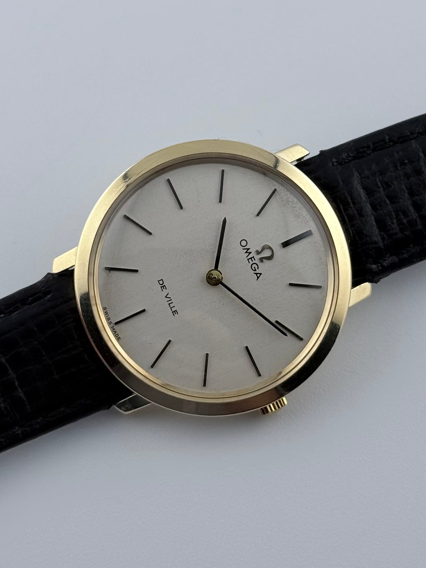 Omega De Ville Manual Wind 9ct Gold - 111.077 - Original Strap & Buckle