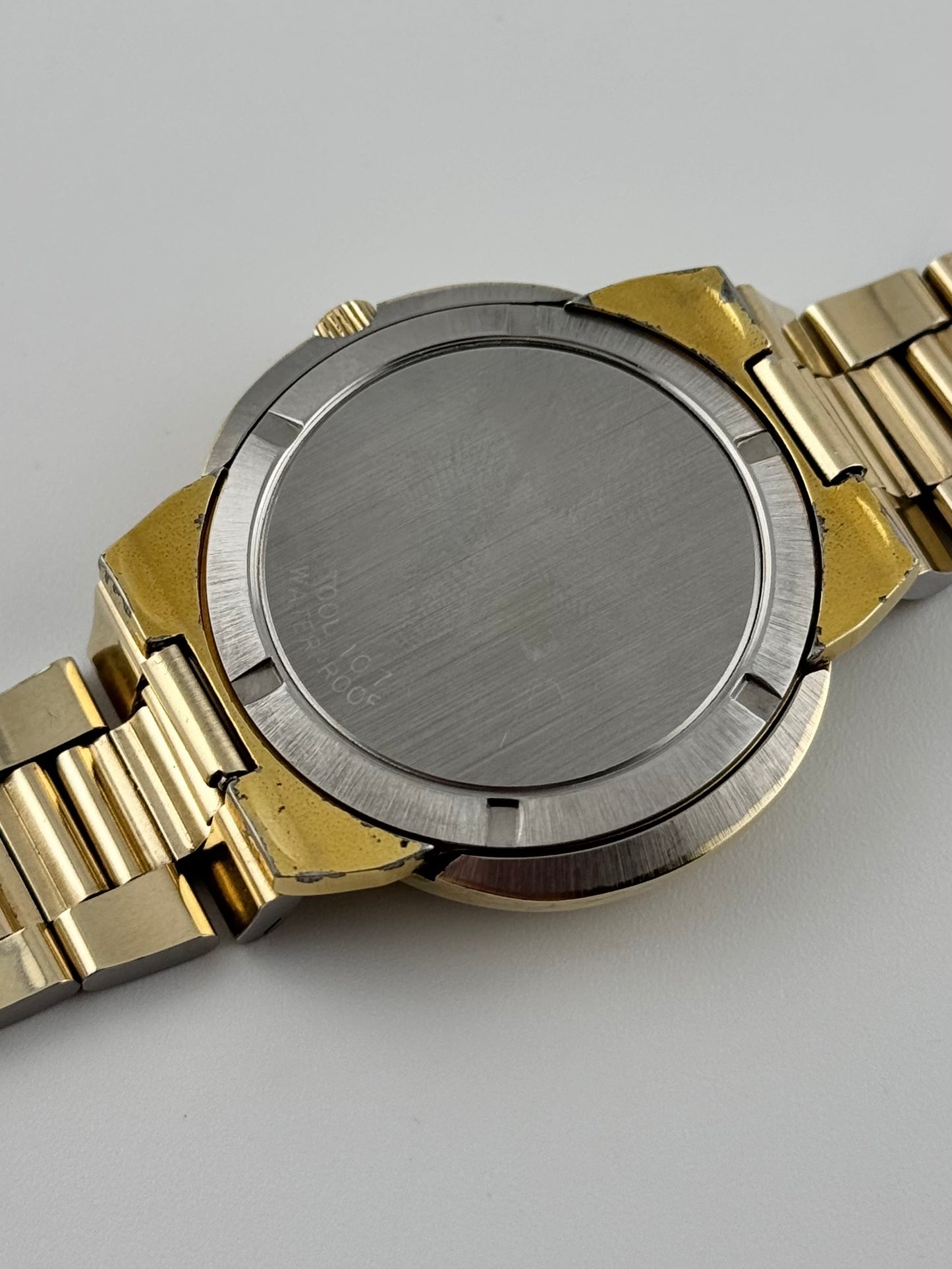 Omega Geneve Dynamic Automatic 166.039 - Box and Papers