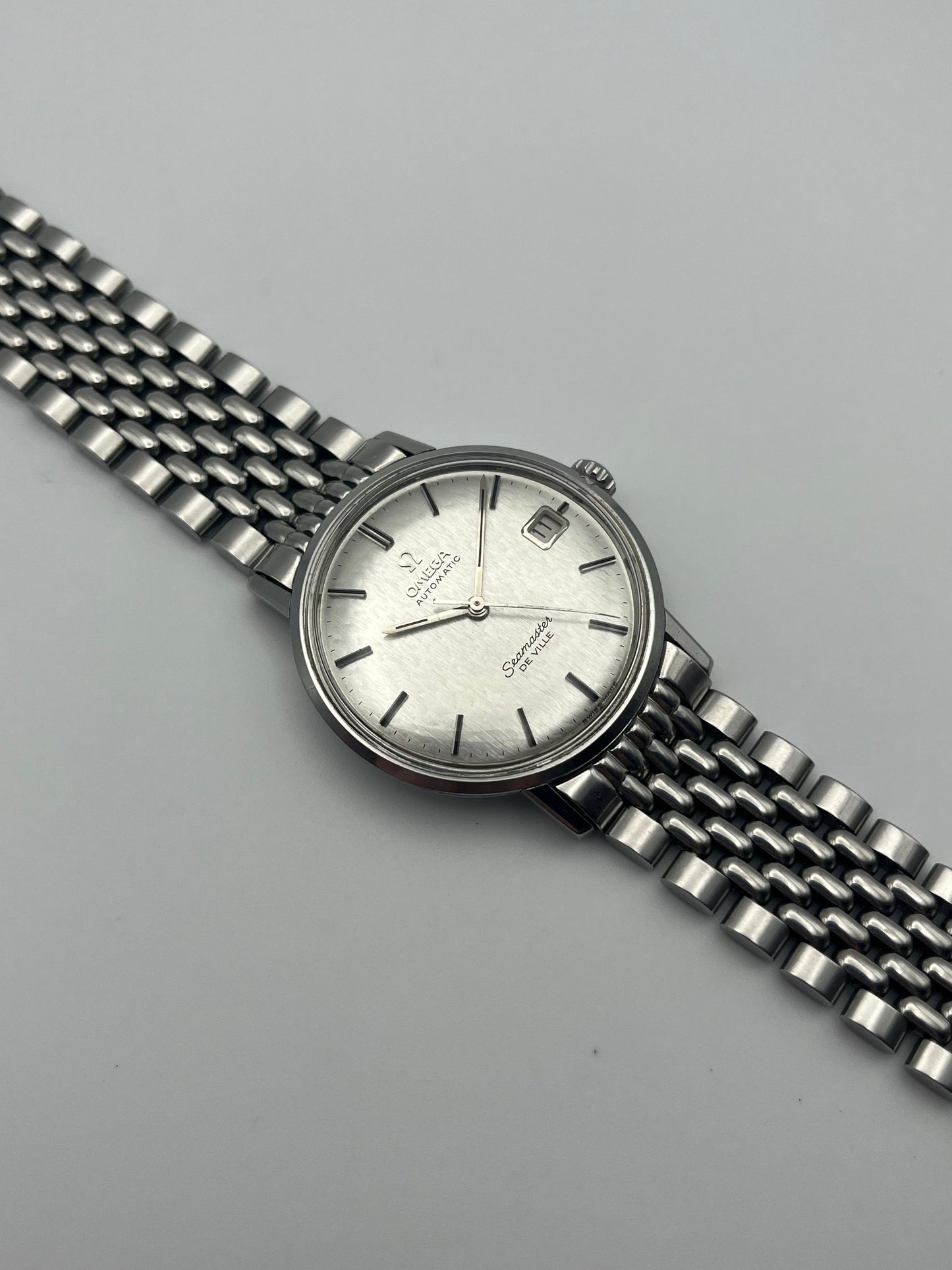 Omega Seamaster DeVille Automatic Fish Scale Dial - Original Beads of Rice Bracelet - 166.020