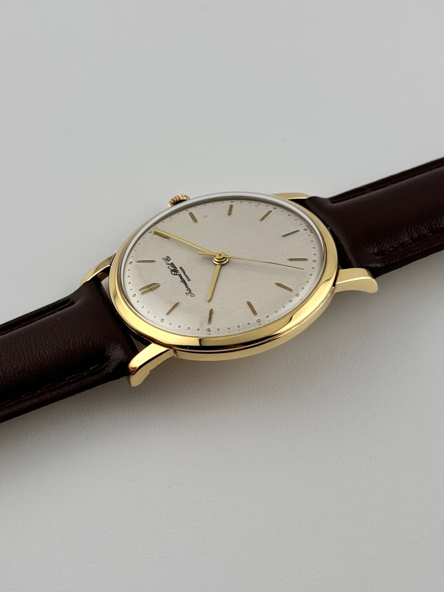 IWC Shaffhausen Manual Wind 18ct Gold - 1949