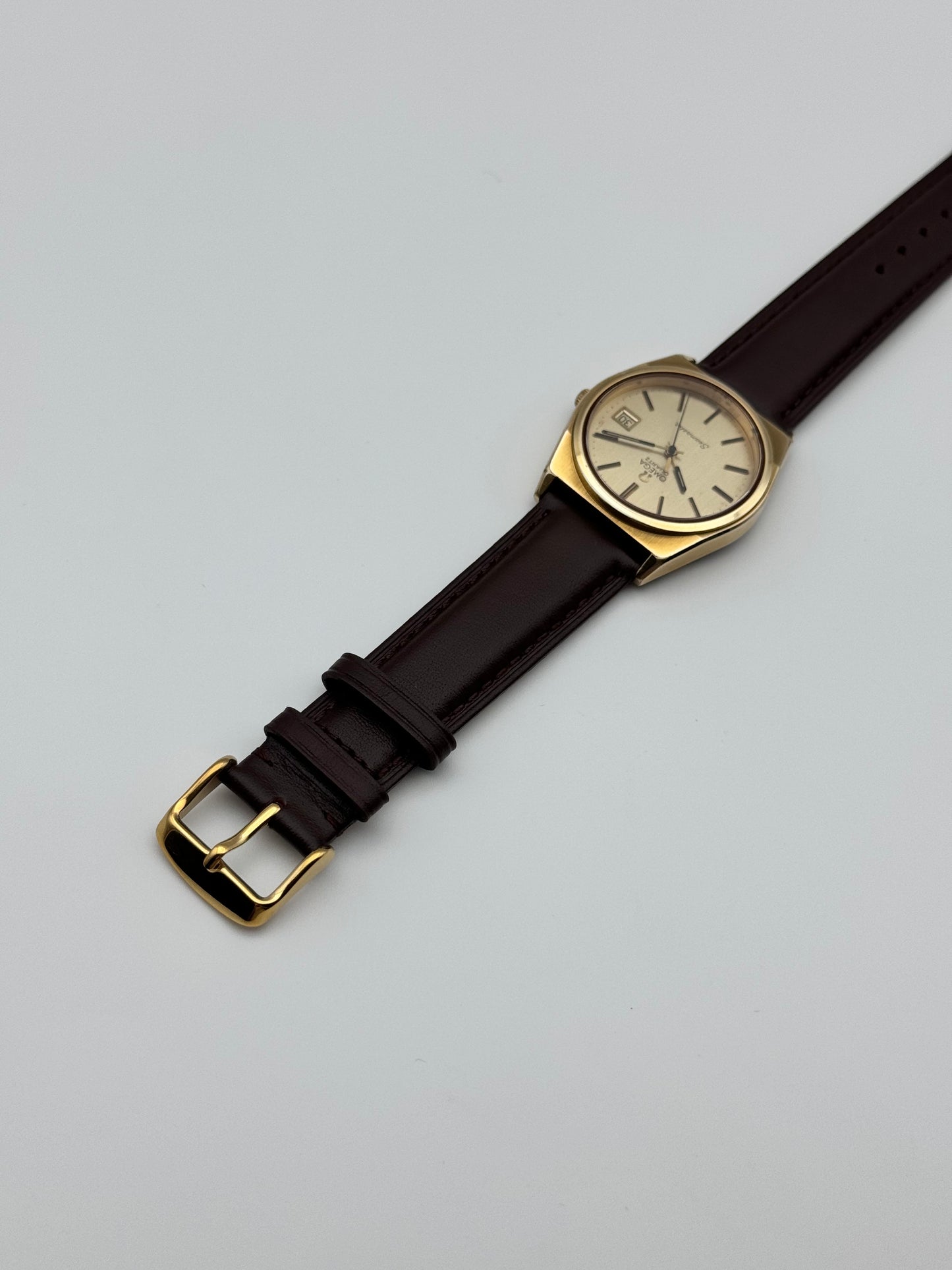 Omega Seamaster Quartz Date 196.0088