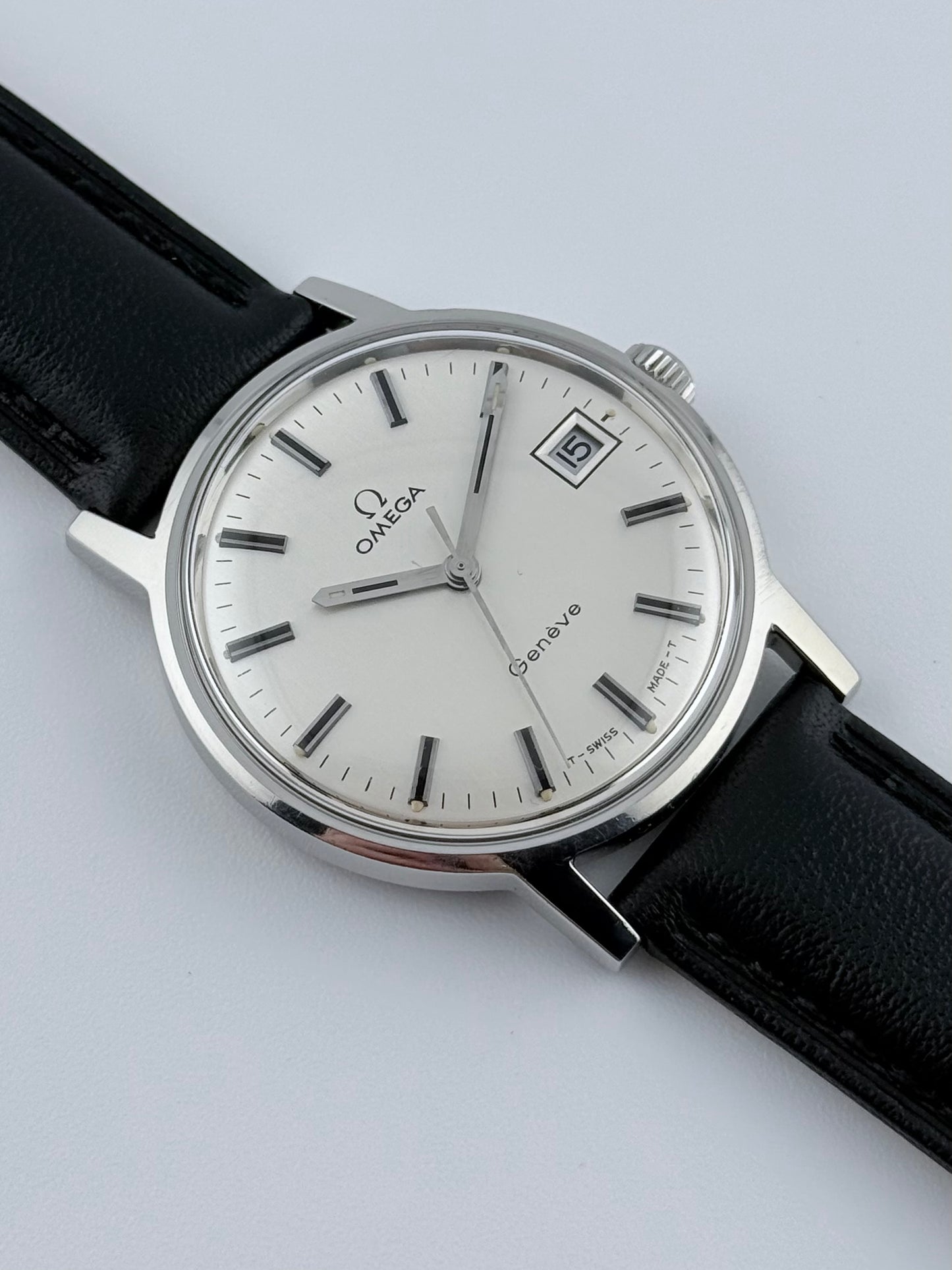 Omega Geneve Date Manual Wind - 136.070