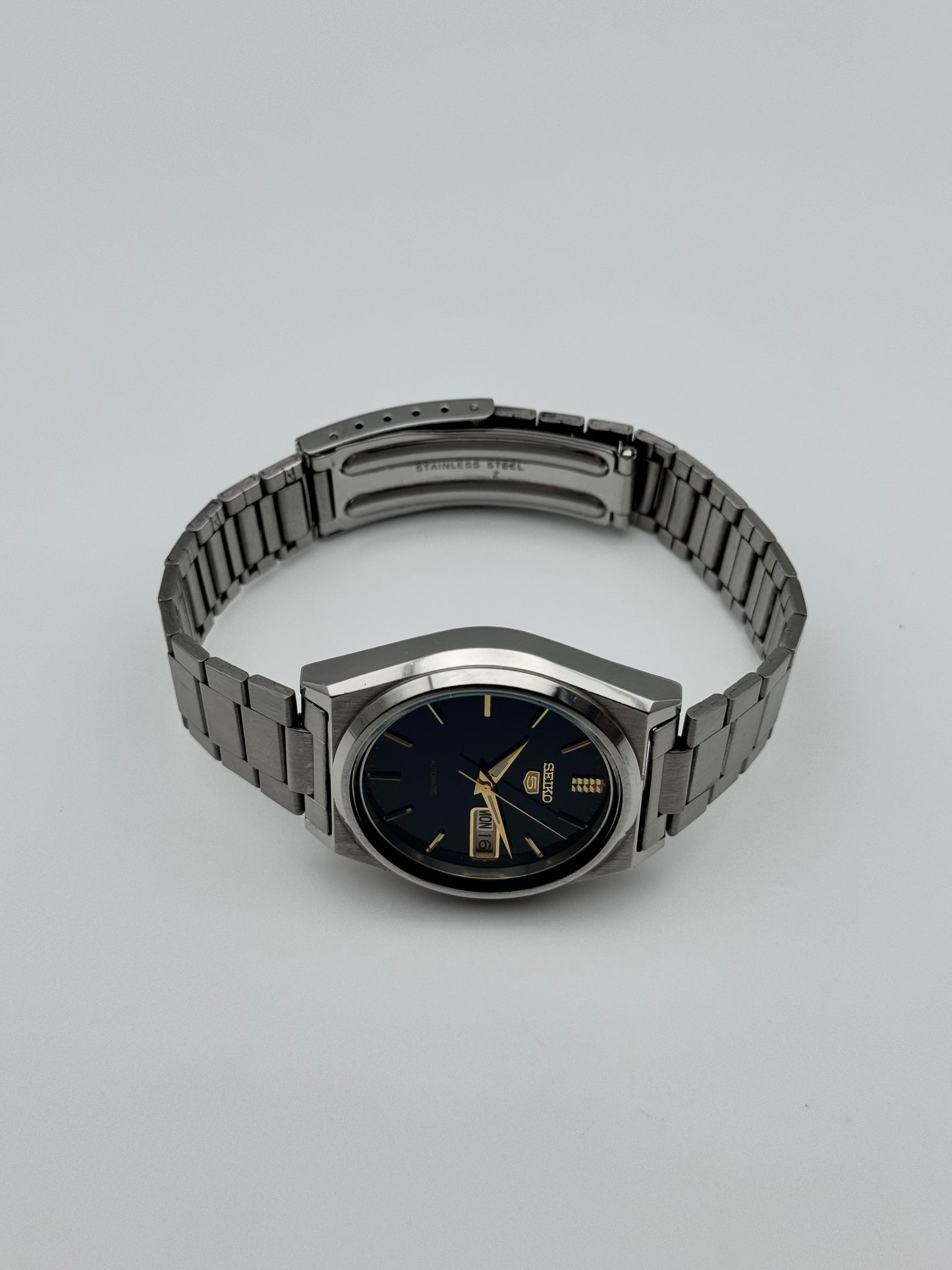 Seiko 5 Automatic Day-Date 7009-8761