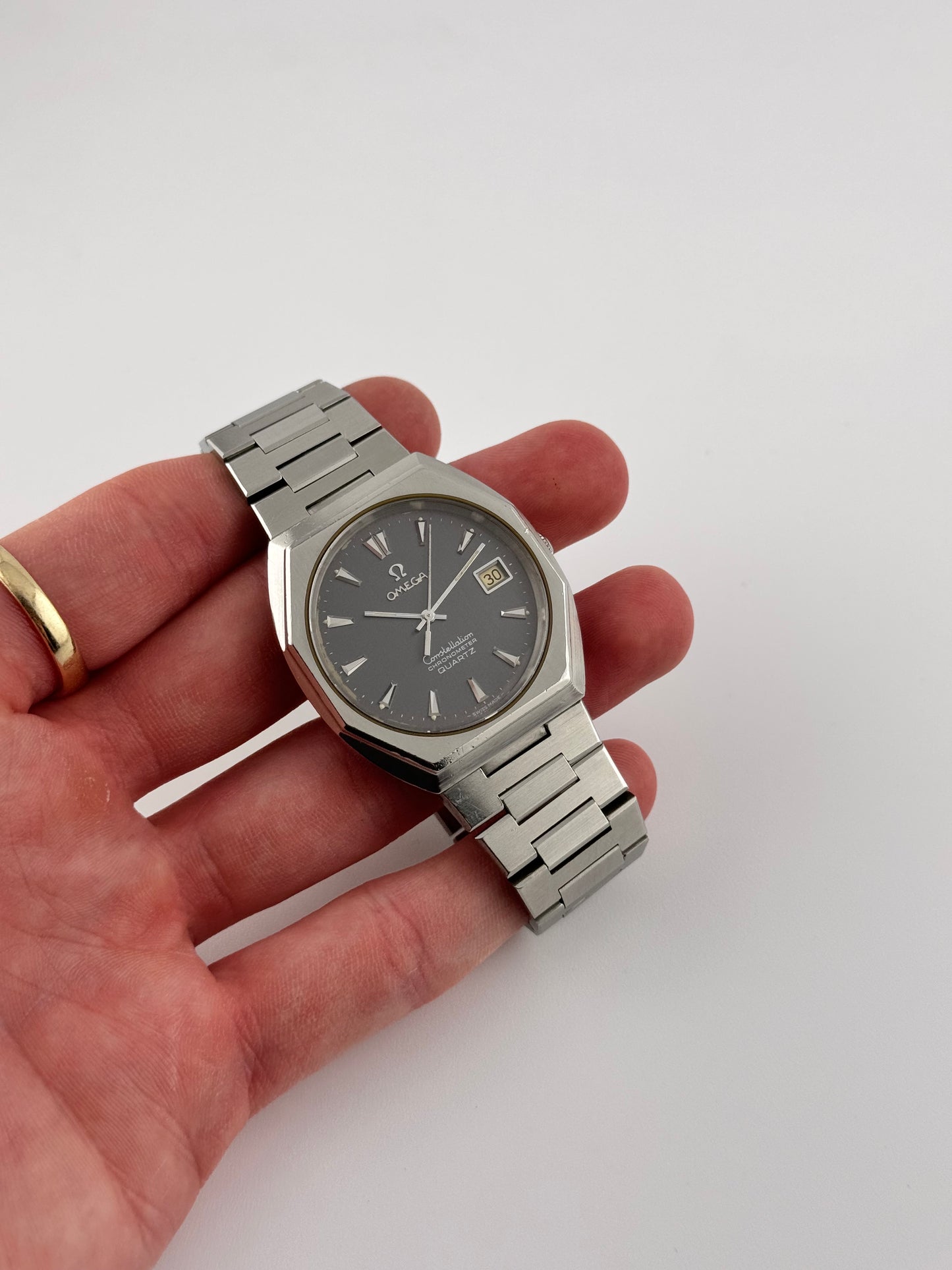 Omega Constellation Chronometer Quartz - 198.0117 - Rare