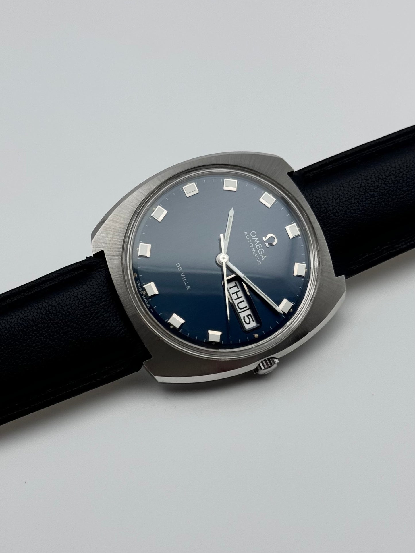 Omega DeVille Automatic Day Date - Rare Dial - 166.053