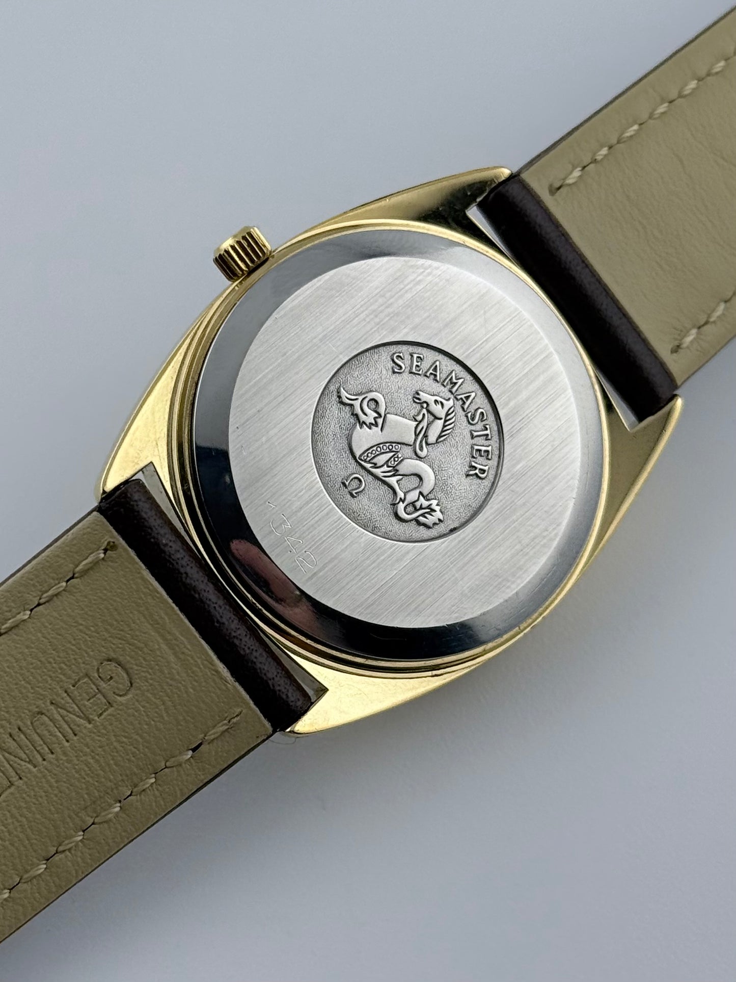 Omega Seamaster Quartz Date 196.0186 - Honeycomb Dial