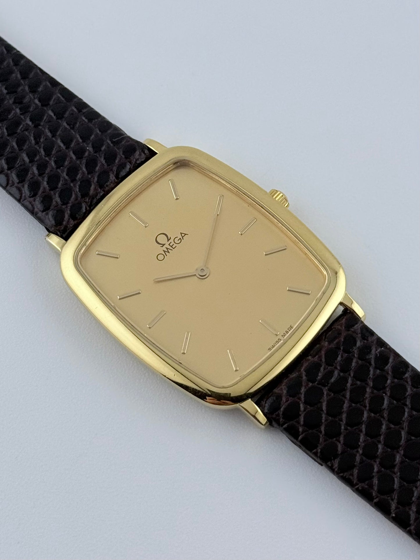Omega De Ville Tank Quartz 195.0076.2