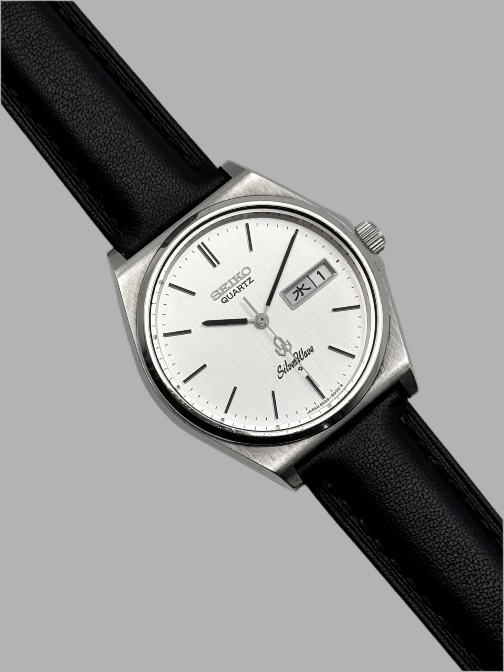 Seiko Silverwave Quartz JDM 8229-8000 – The Wrist Watcher Seiko Silverwave Quartz JDM 8229-8000 – The Wrist Watcher