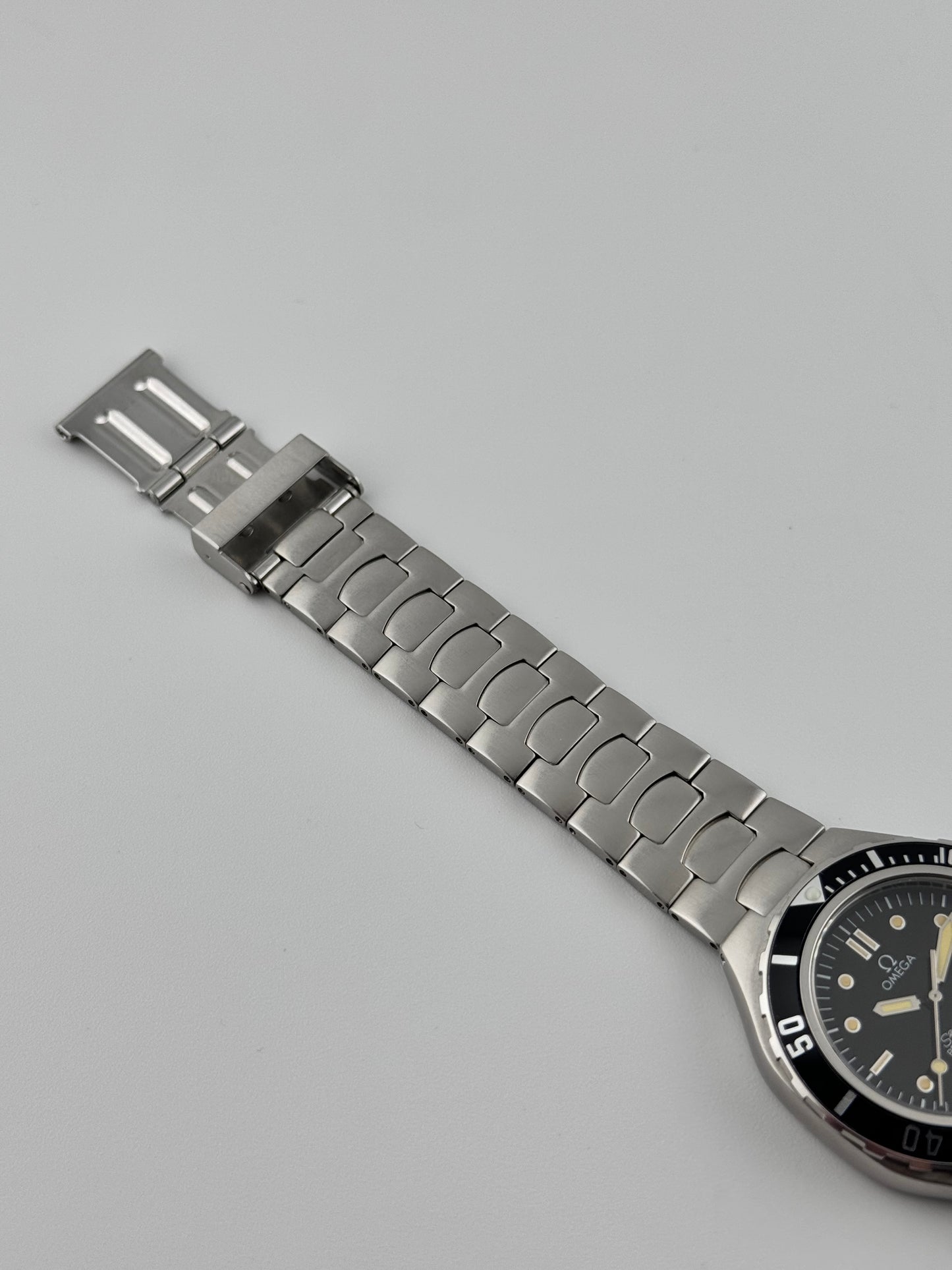 Omega Seamaster 200 Quartz Pre Bond - 396.1061