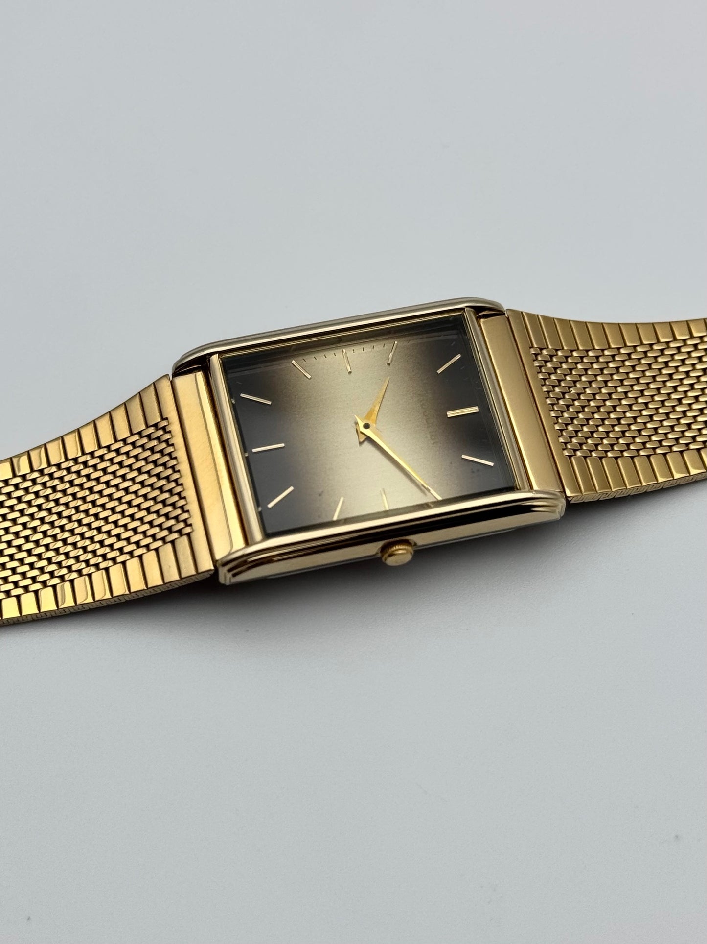 Accurist Tank Date Quartz Rare Dial - Original Box