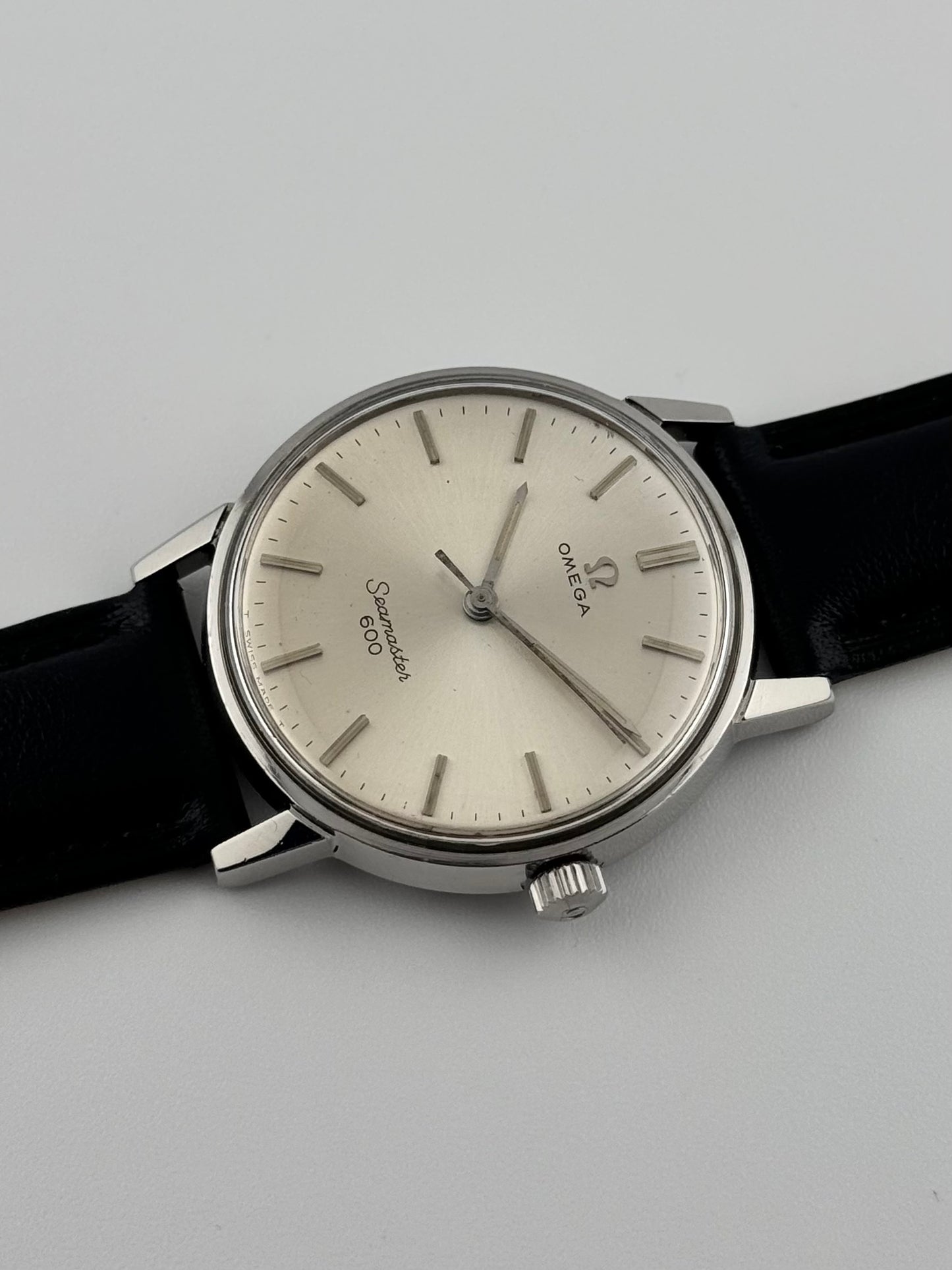Omega Seamaster 600 Manual Wind - 135.011