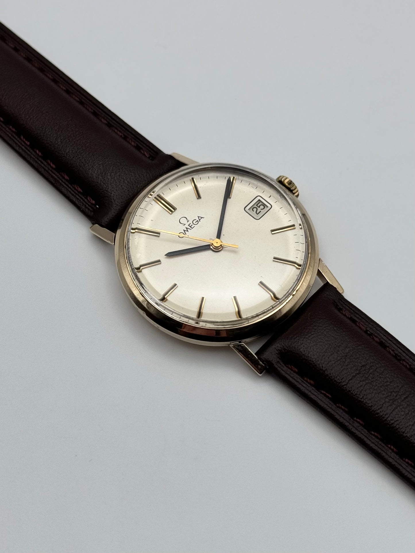 Omega Geneve Manual Wind 9ct Gold 132.5017