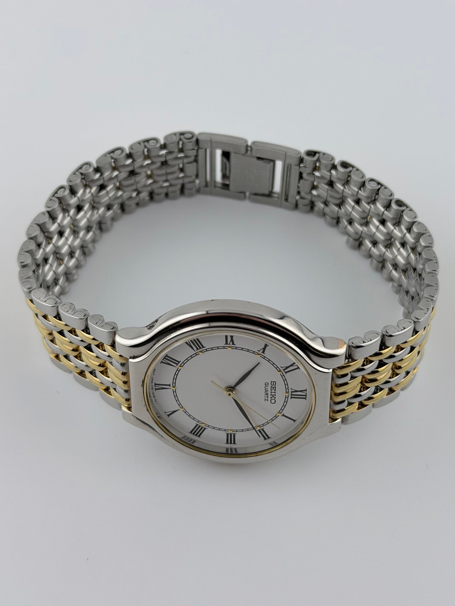 Seiko Galaxy Quartz Dress Watch V701-1K20