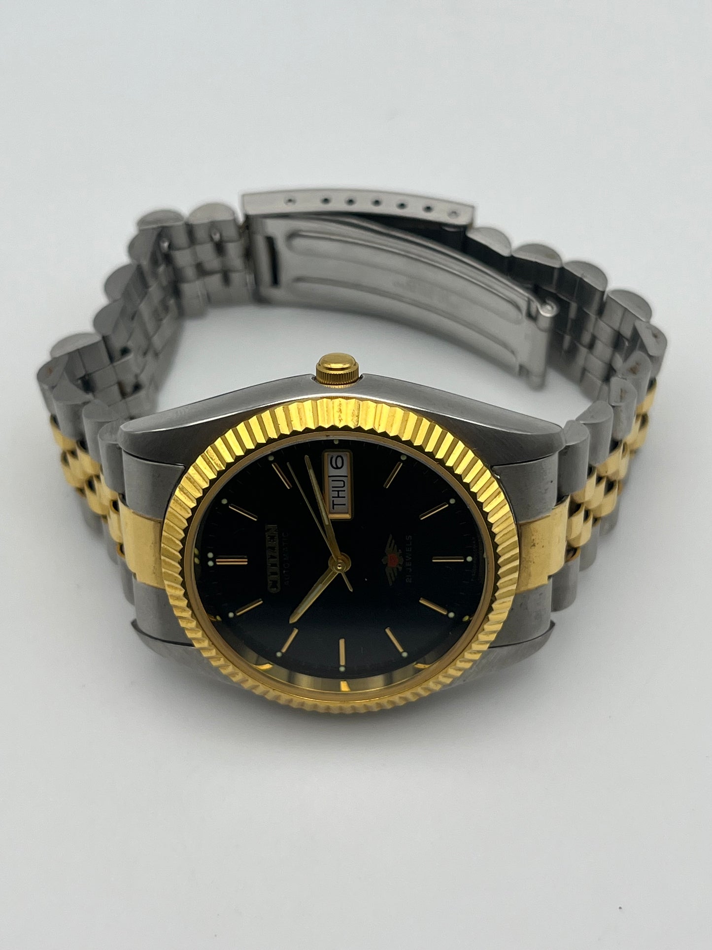 Citizen Eagle 7 Day-Date 4-R02106