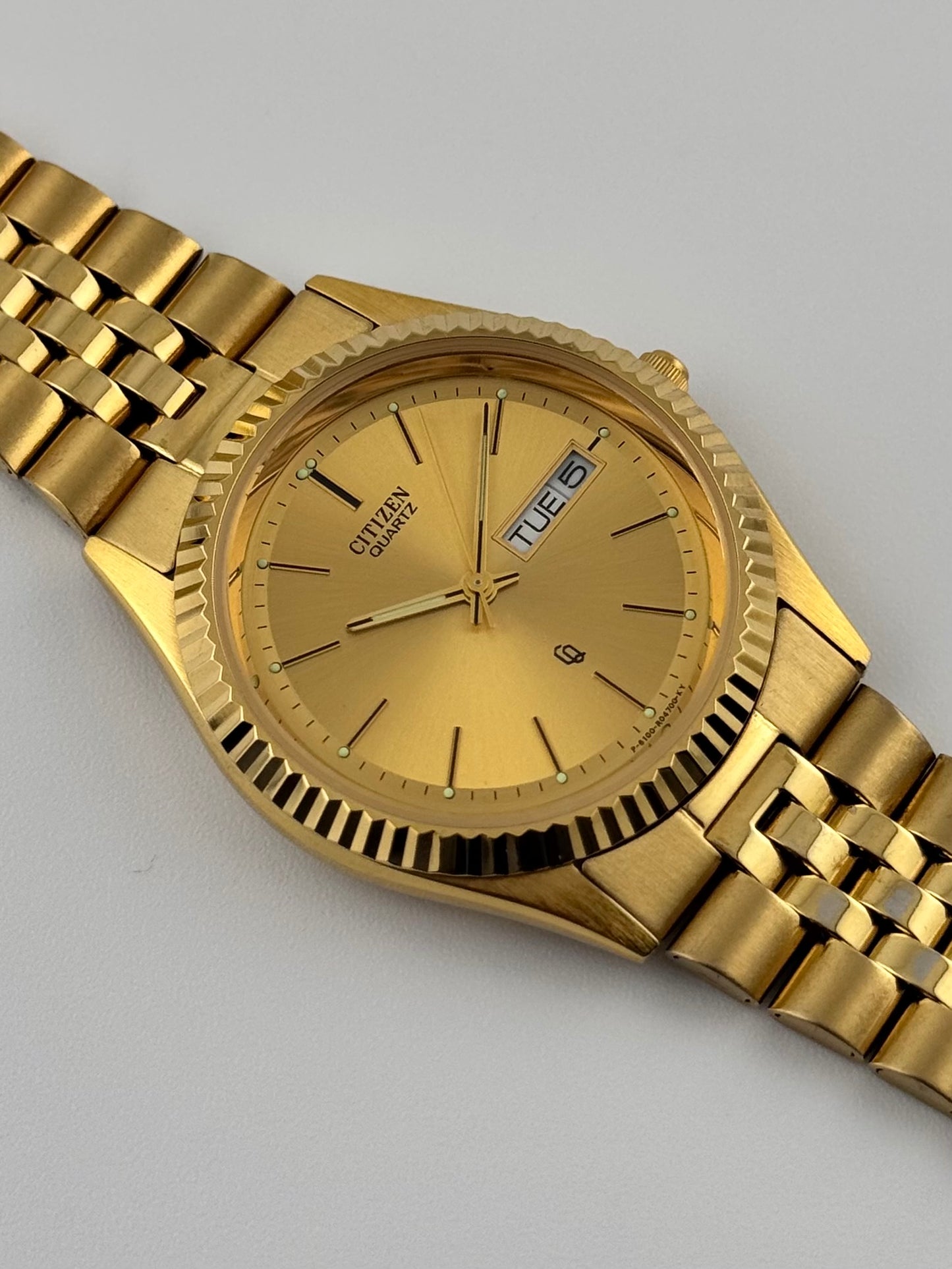 Citizen CQ Quartz Day-Date 6100-R00391