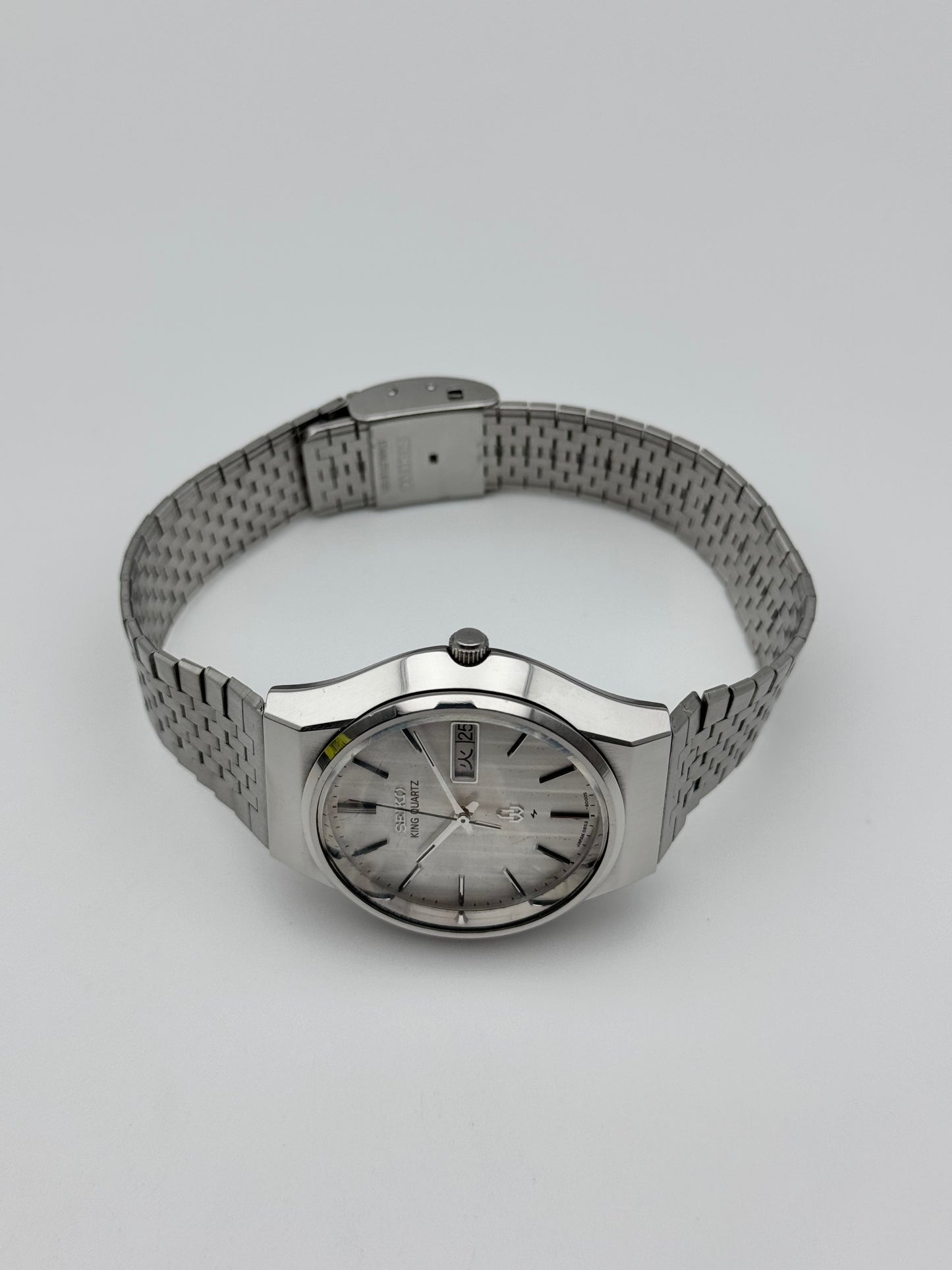 Seiko King Quartz JDM Japanese Day-Date - 0853-8005 - Original Bracelet