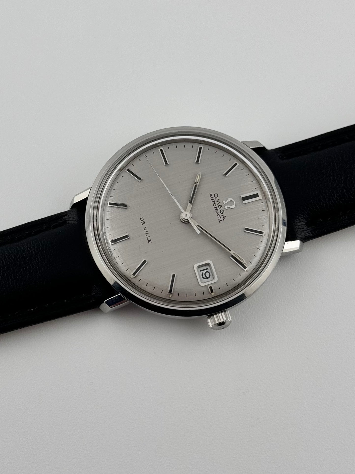 Omega De Ville Automatic Date 166.033