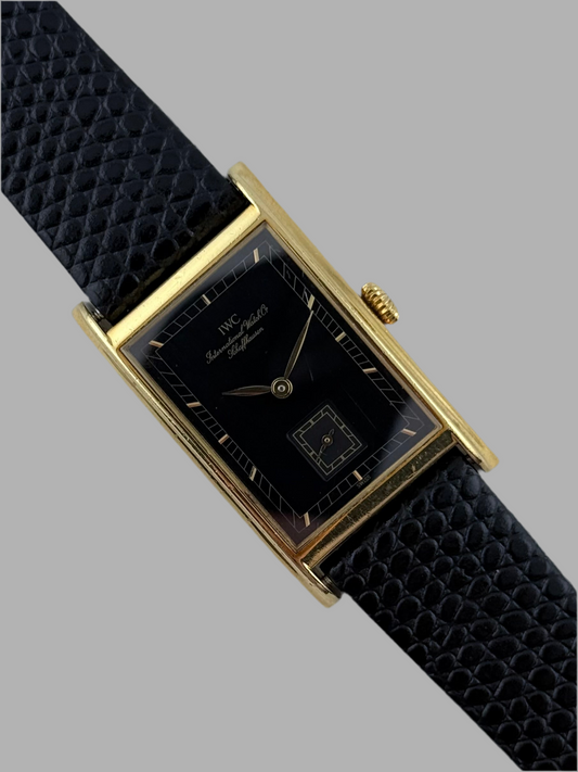 IWC Novecento Tank Manual Wind 18ct Gold - 2550