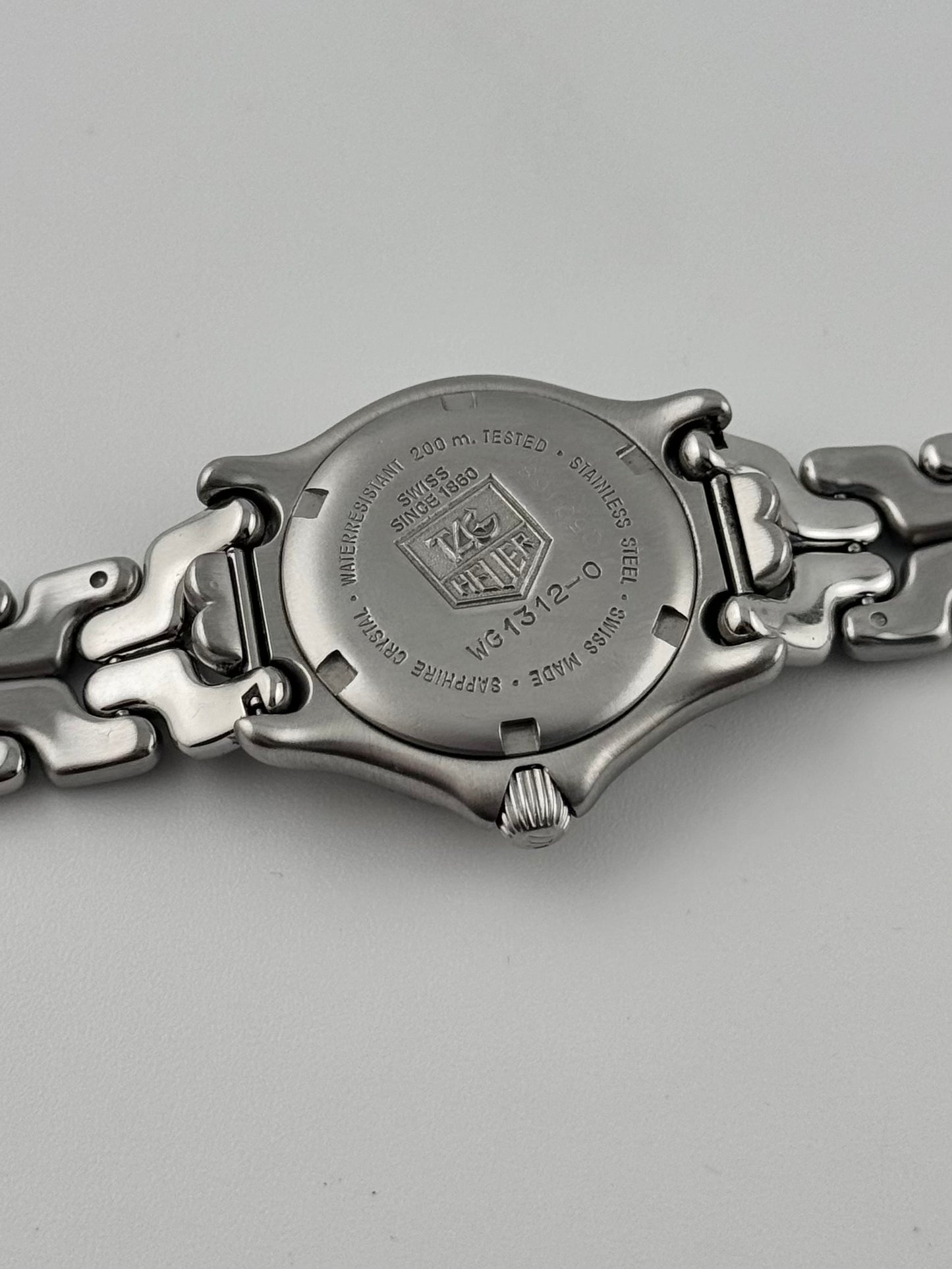 Tag Heuer Professional 200 Quartz Date - WG1312