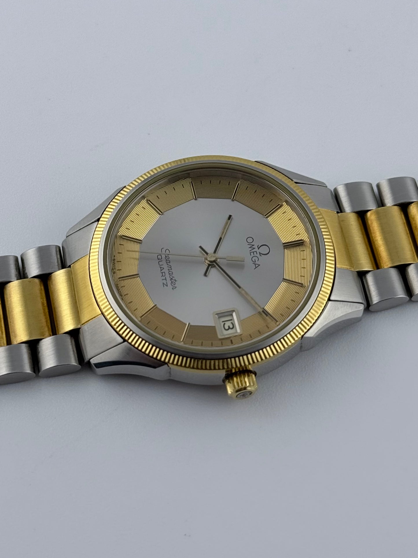 Omega Seamaster Quartz Date - 196.0189 - Rare Pie-Pan Dial