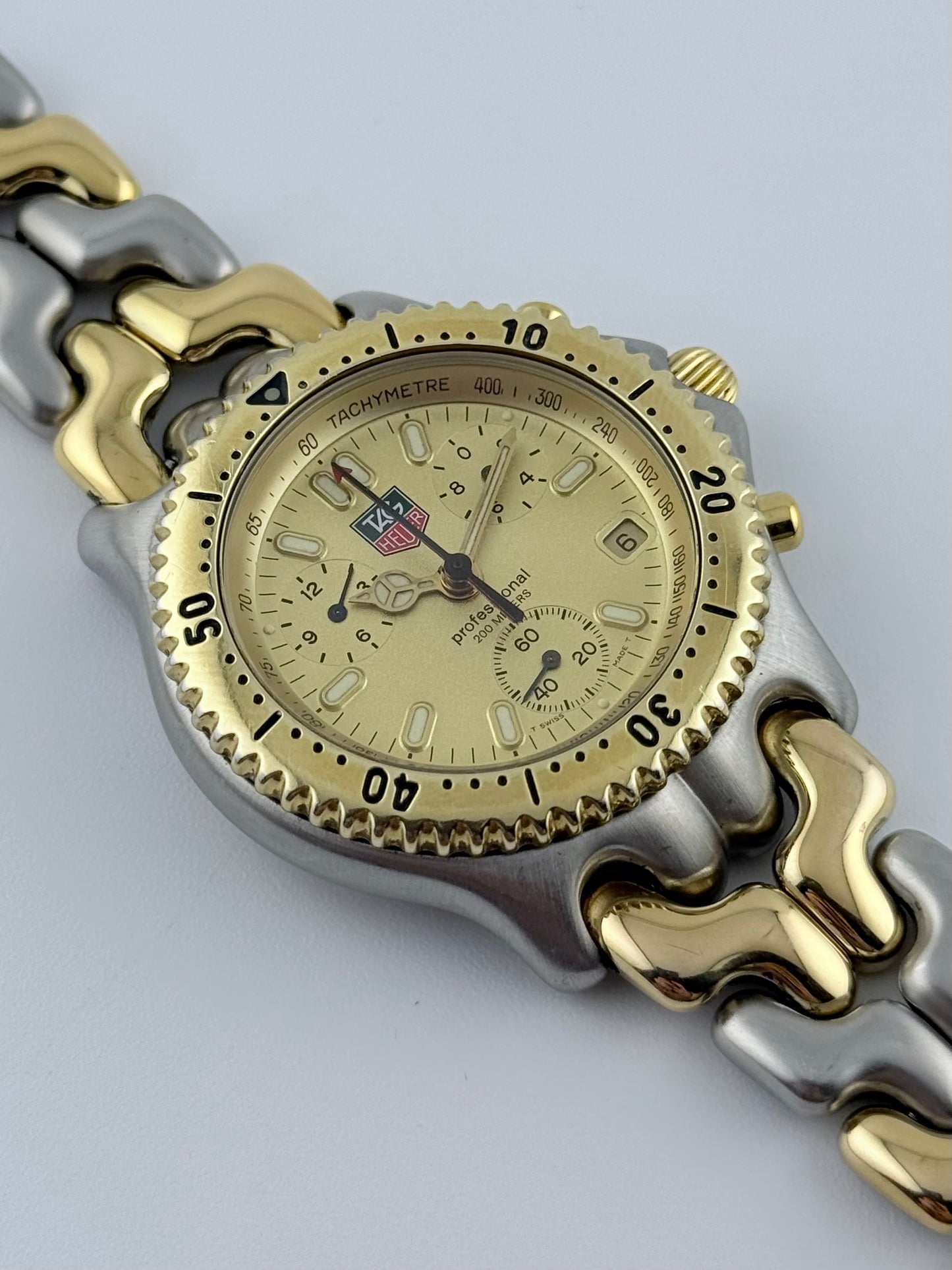 Tag Heuer Professional 200m Chronograph - CG1121-0