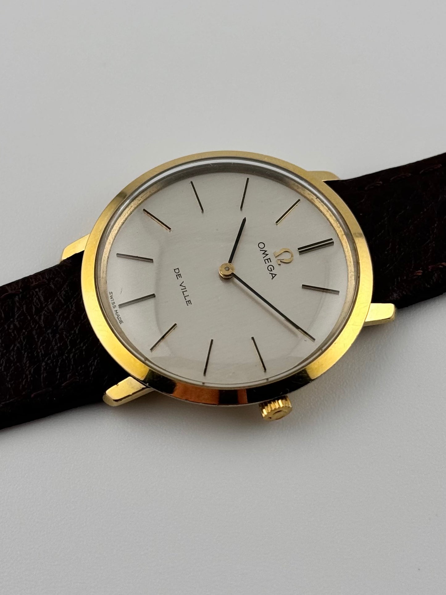 Omega De Ville Manual Wind - 111.077