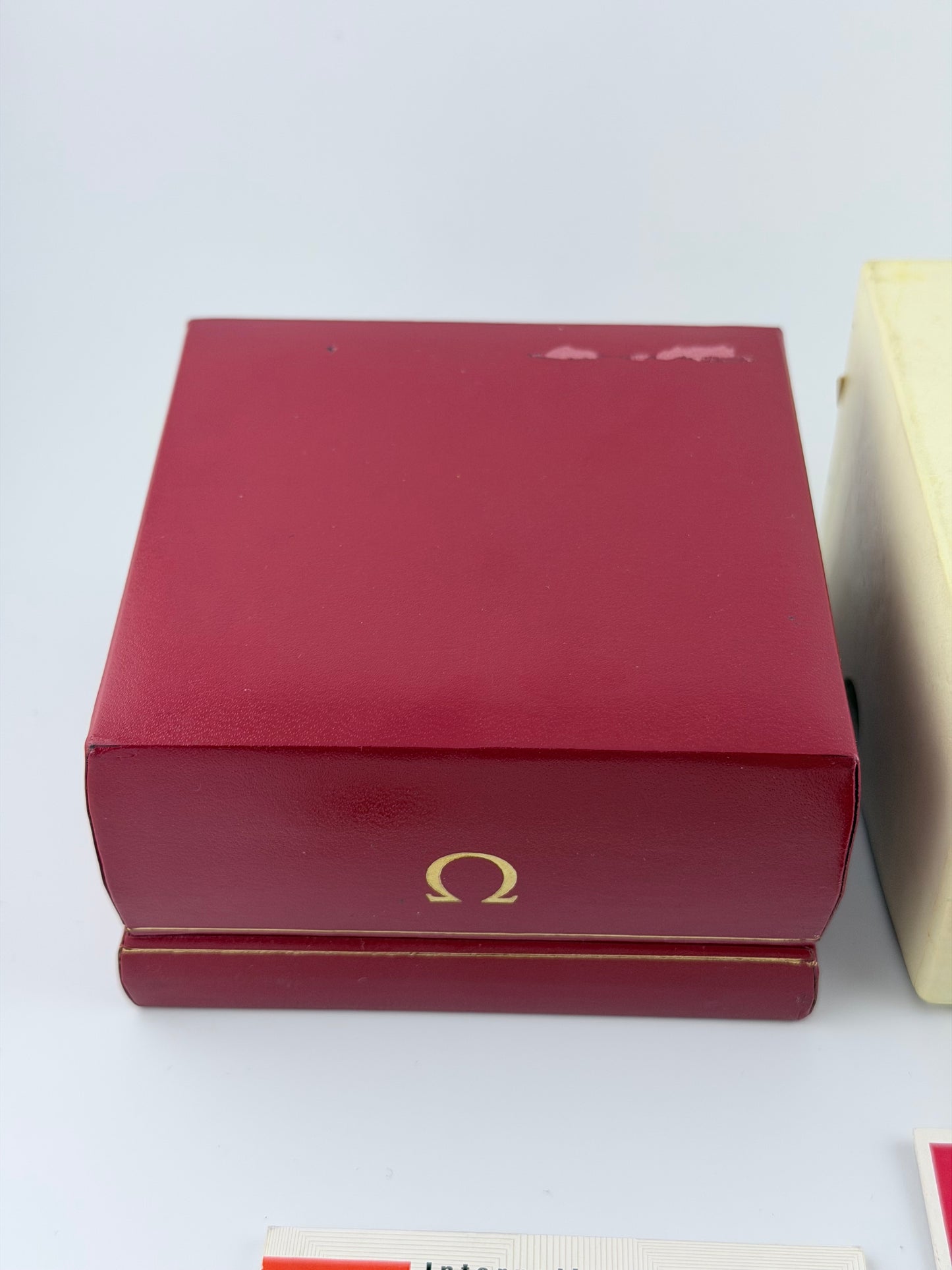 Omega Seamaster De Ville Automatic Linen Dial - 18ct Gold - 165.5020 - Box and Papers!