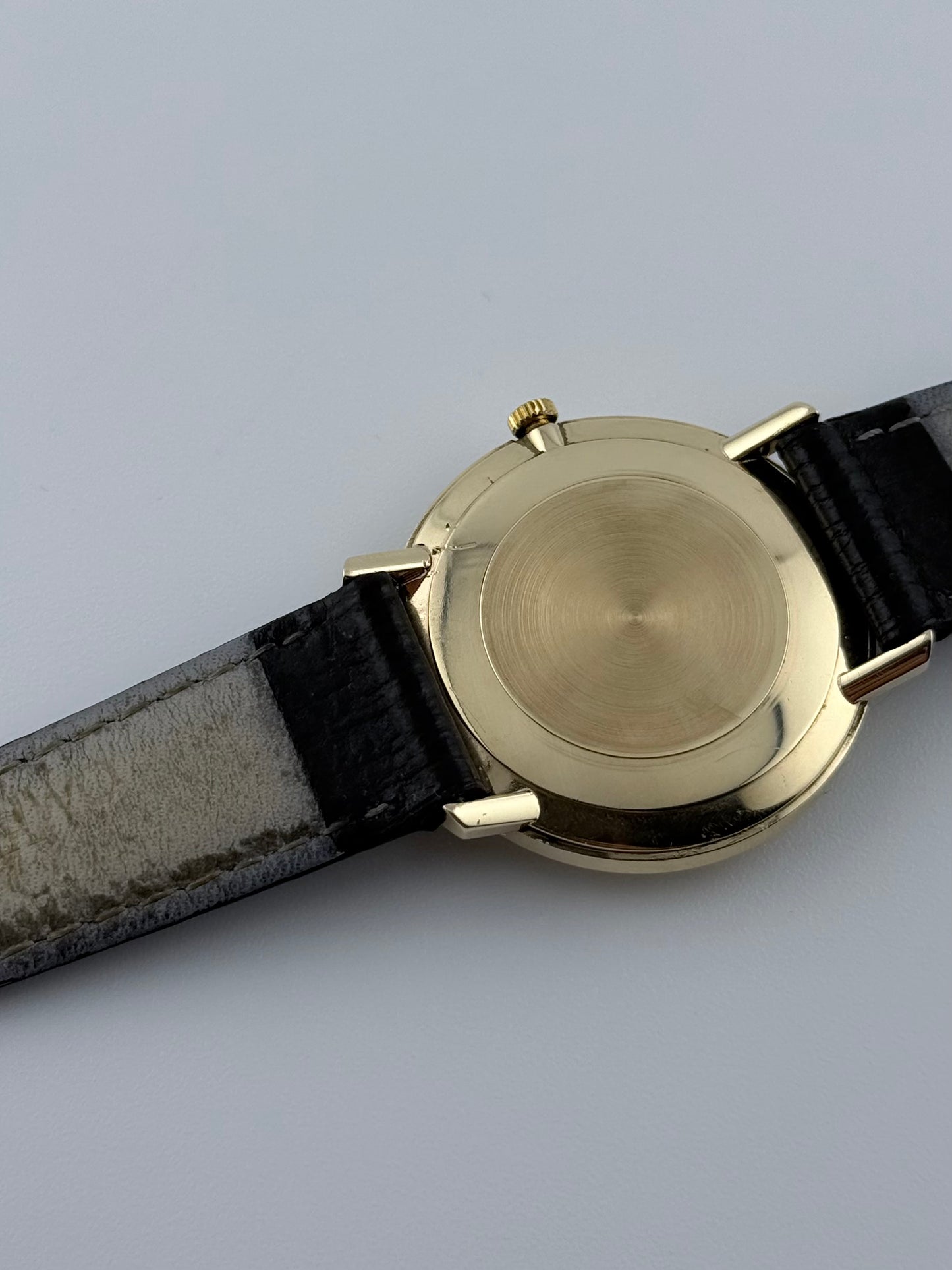 Omega De Ville Manual Wind 9ct Gold - 111.077 - Original Strap & Buckle