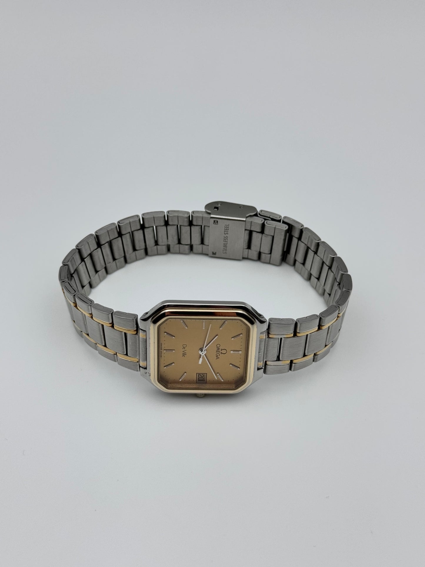 Omega De Ville Quartz Date 196.0254