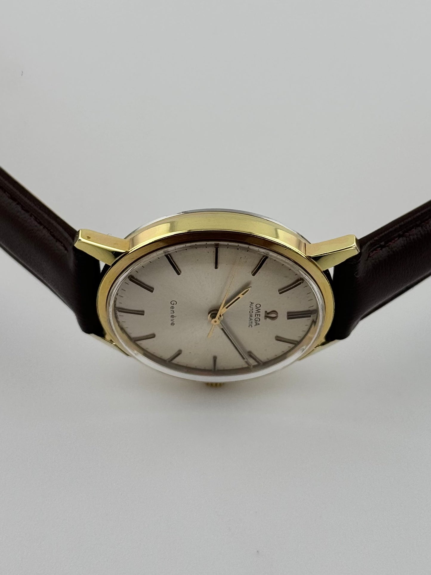 Omega Geneve Automatic 165.037 - Sunburst Dial