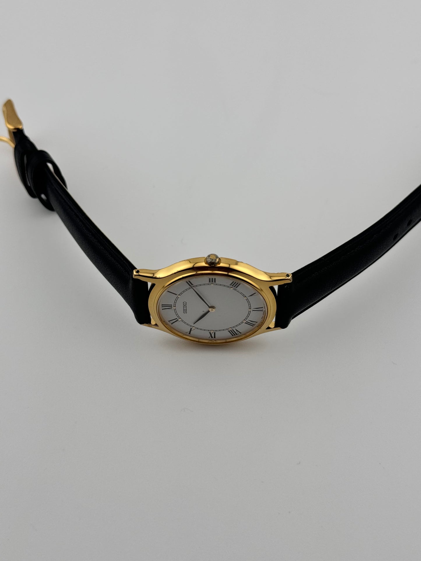 Seiko Quartz Dress Watch - V700-8A13