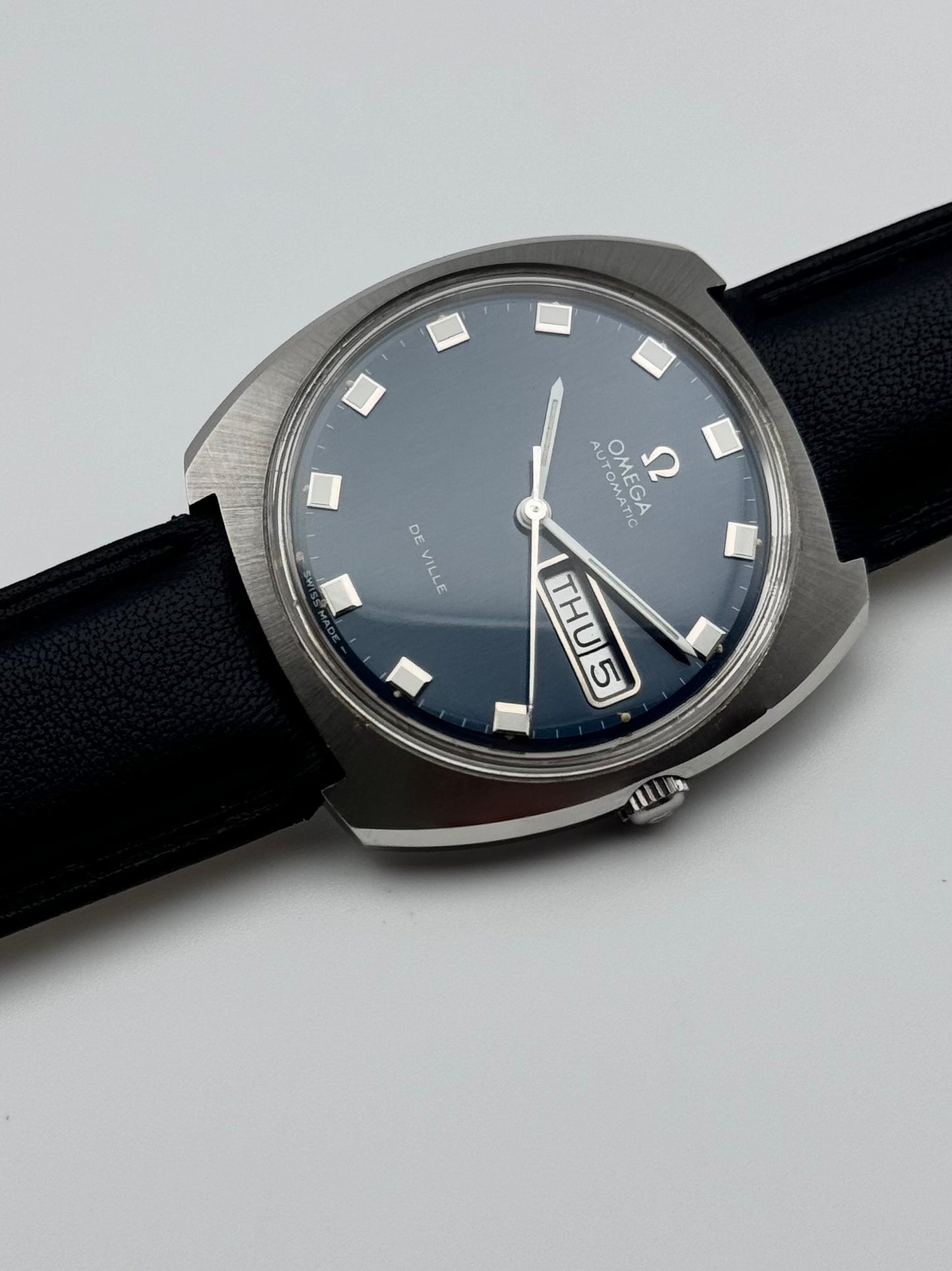 Omega DeVille Automatic Day Date - Rare Dial - 166.053