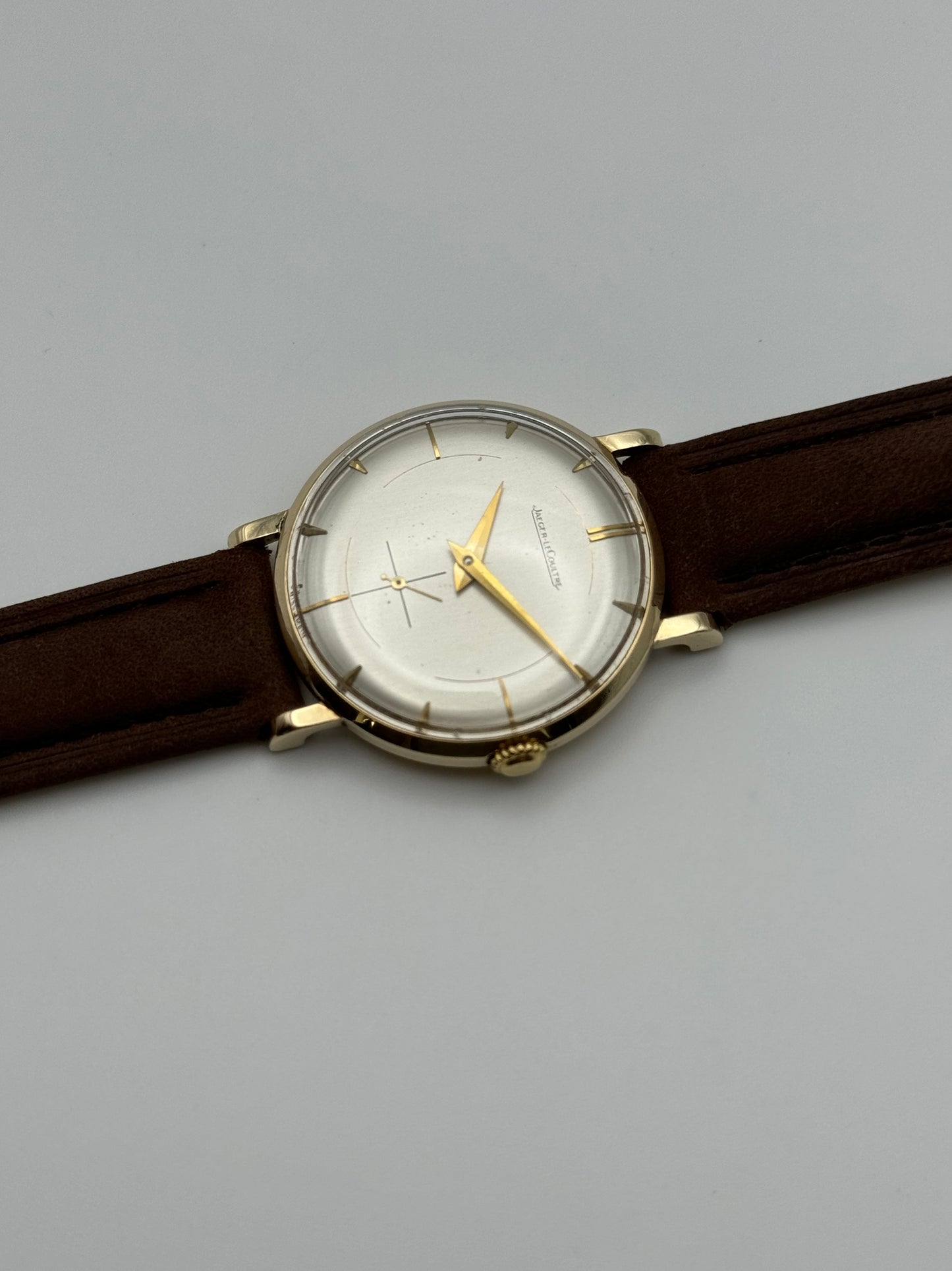 Jaeger LeCoultre manual Wind Sub Seconds 9ct Solid Gold - JLC Calibre P800