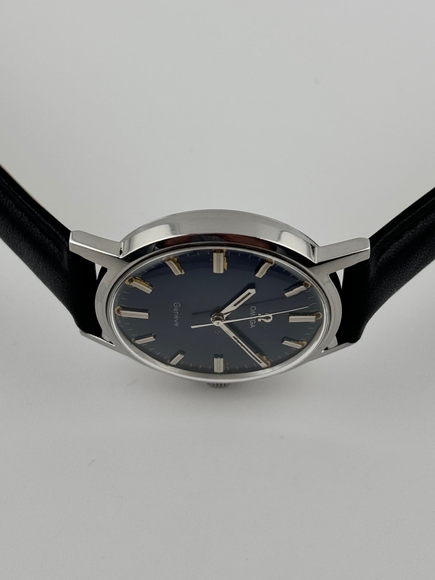 Omega Geneve Manual Wind - 135.070