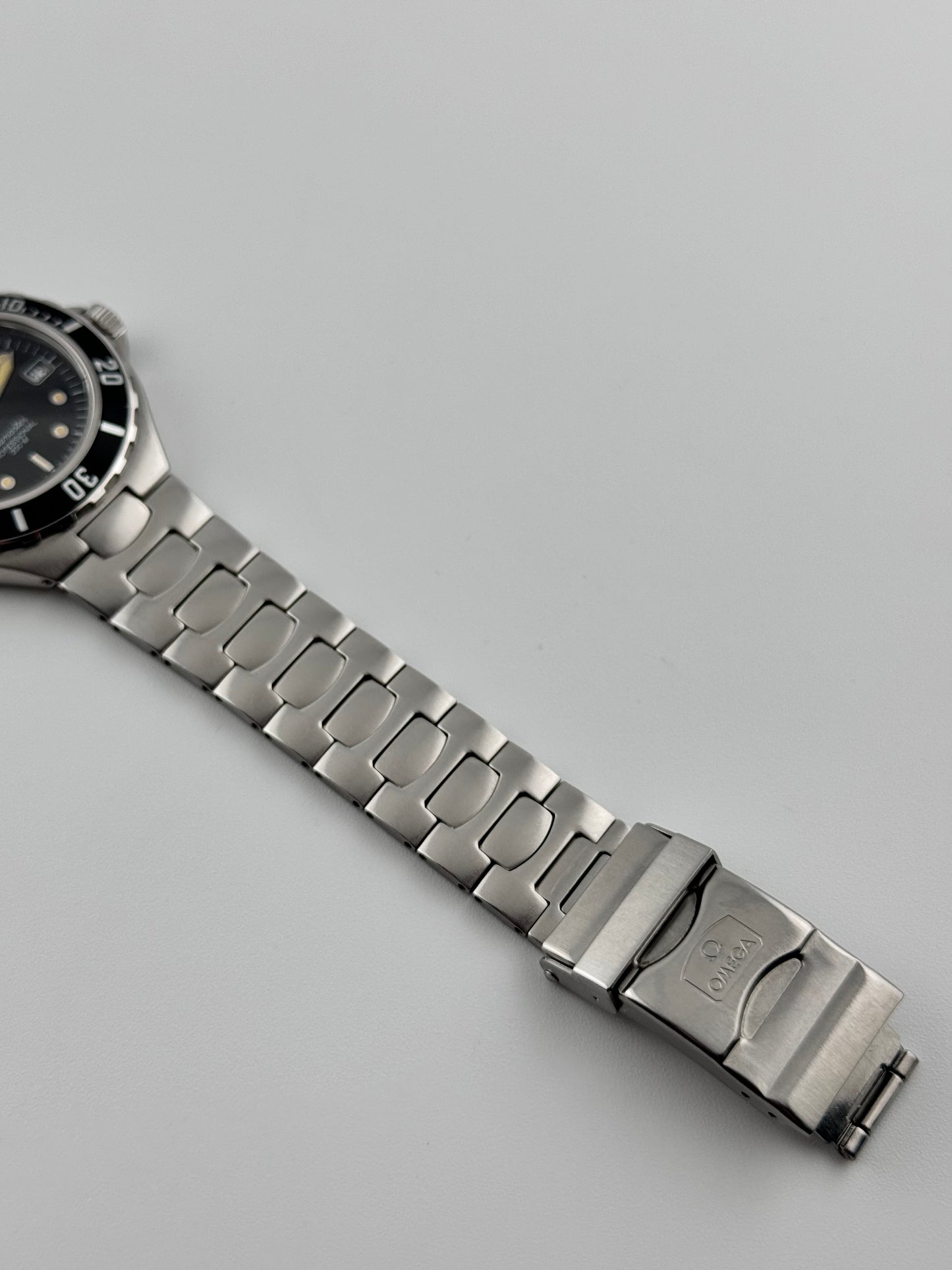 Omega Seamaster 200 Quartz Pre Bond - 396.1061