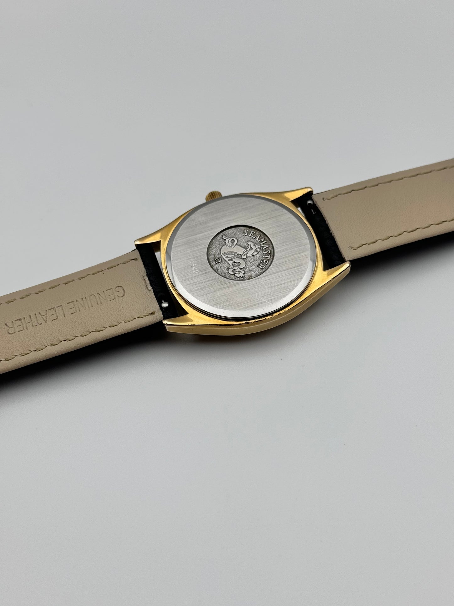 Omega Seamaster Quartz Date - 196.0150