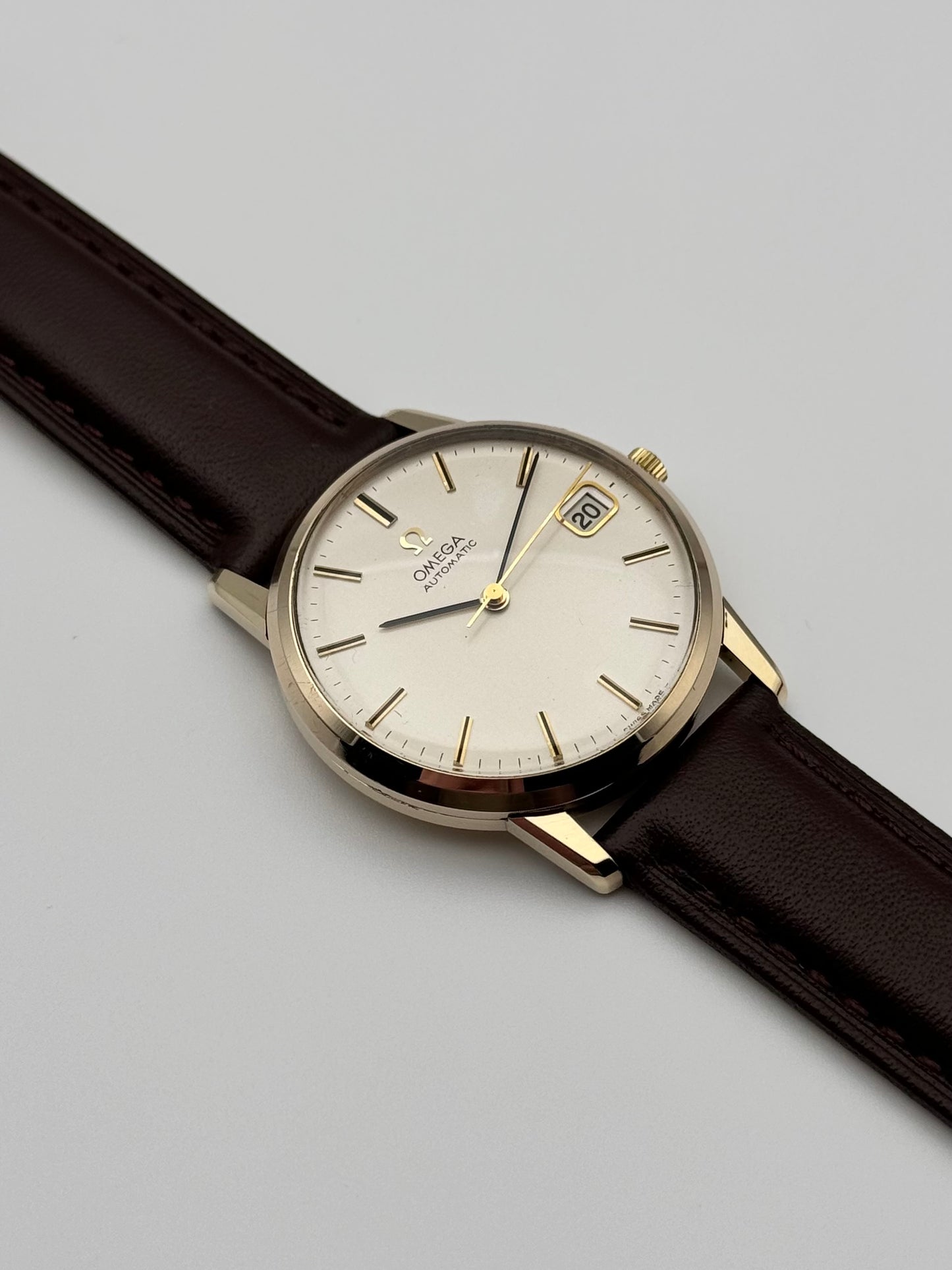 Omega Geneve Automatic 9ct Gold 162.5430 - Original Box, Papers & Hang Tag