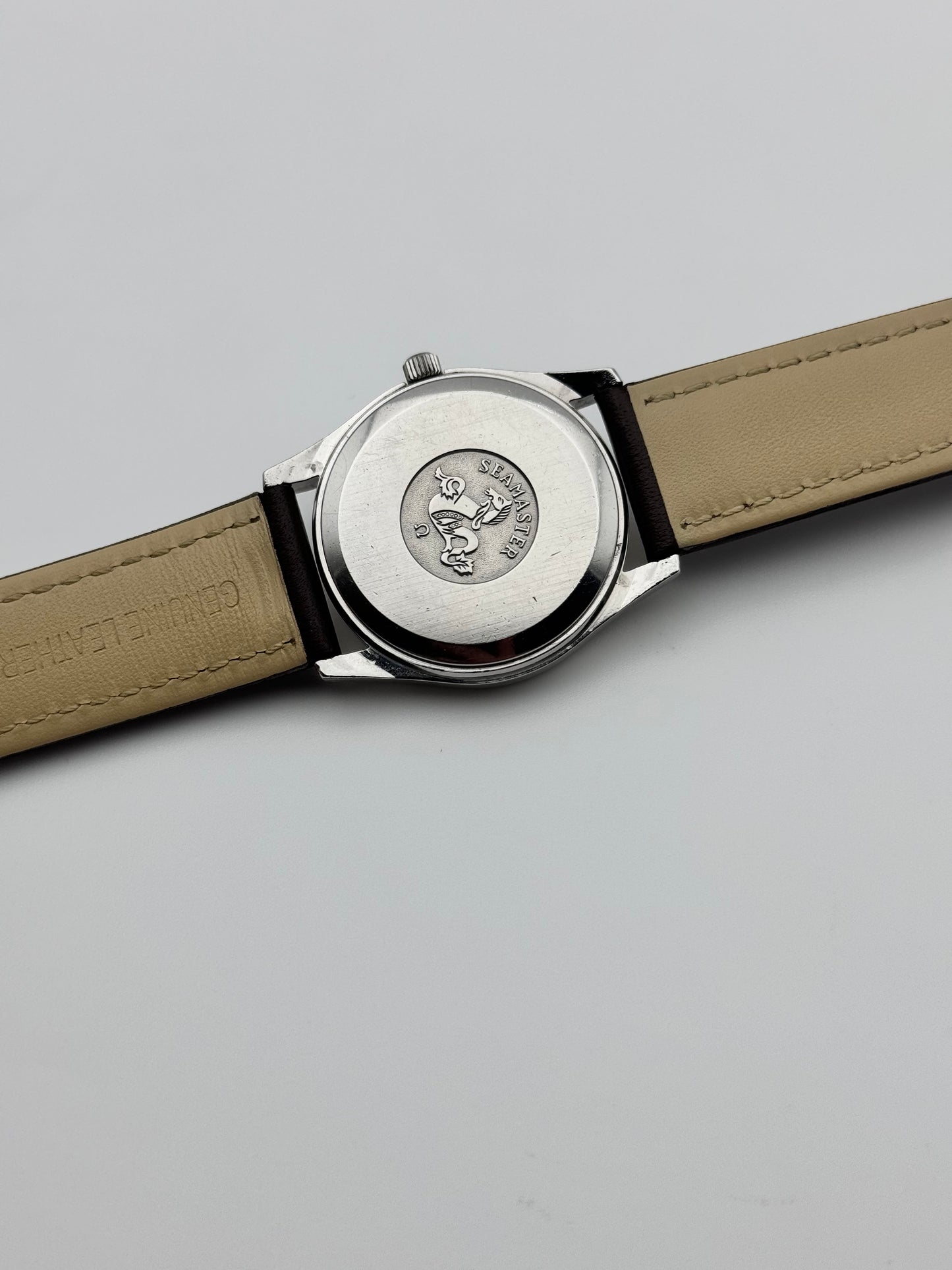 Omega Seamaster Quartz Date 196.0190